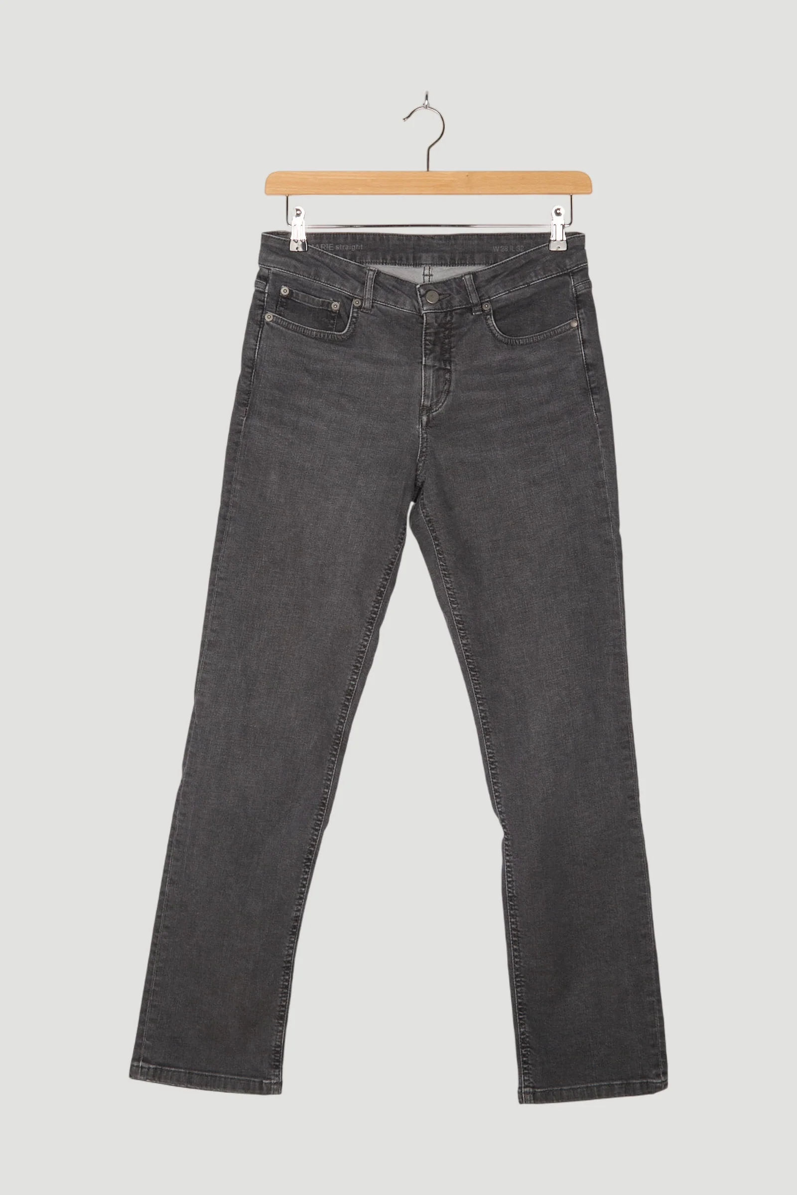 Secondhand Jeans Marie Straight Fit aus Bio-Denim