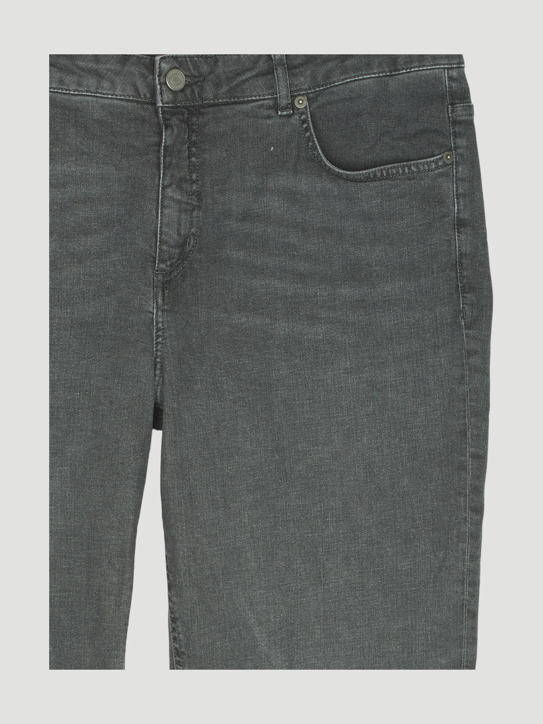 Secondhand Jeans Marie Straight Fit aus Bio-Denim - Image 6