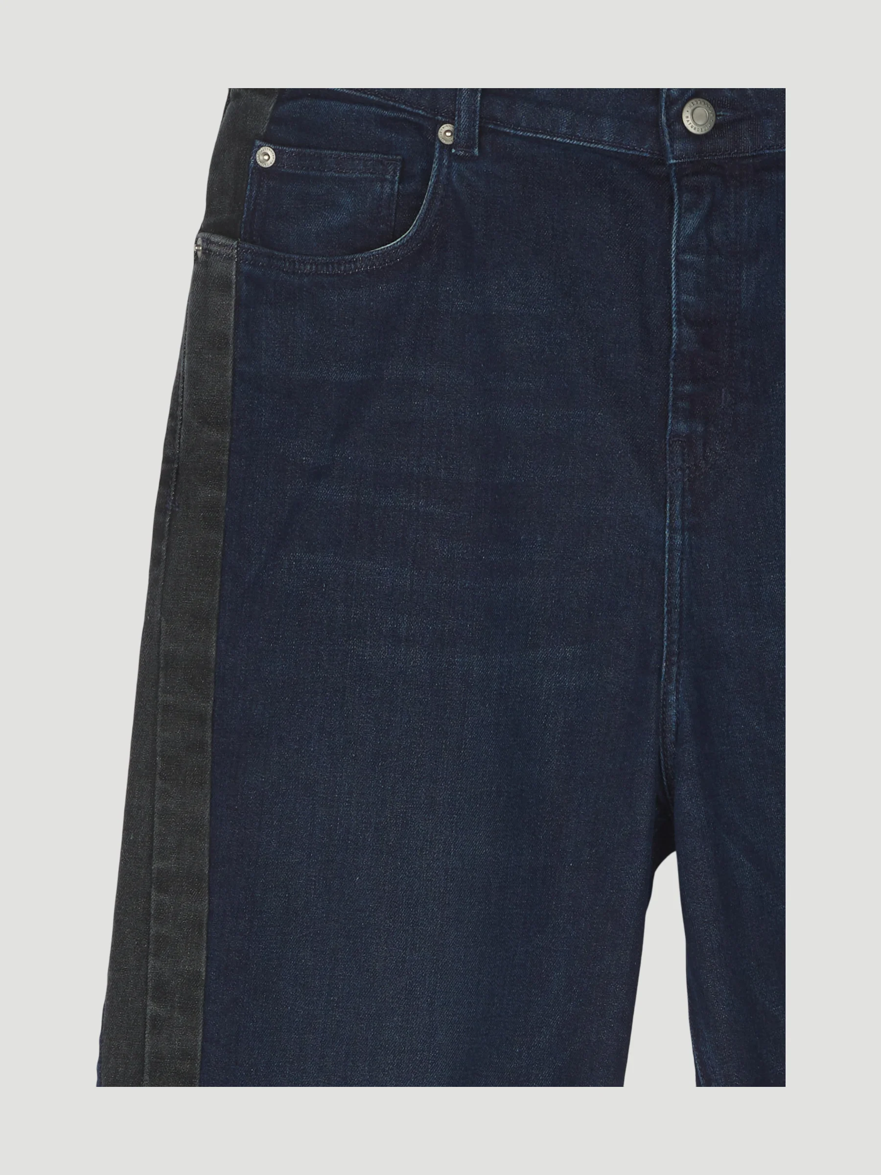 Secondhand Jeans Nele Mid Rise Barrel Leg aus Bio-Denim - Image 3