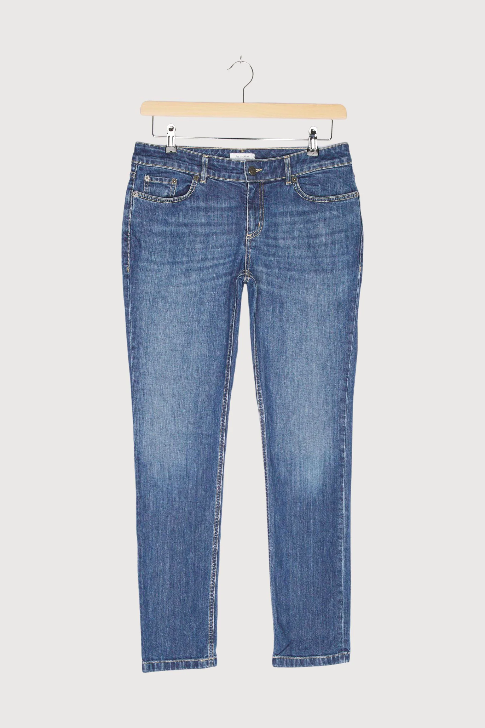 Secondhand Jeans Straight Fit aus Bio-Denim - Image 4