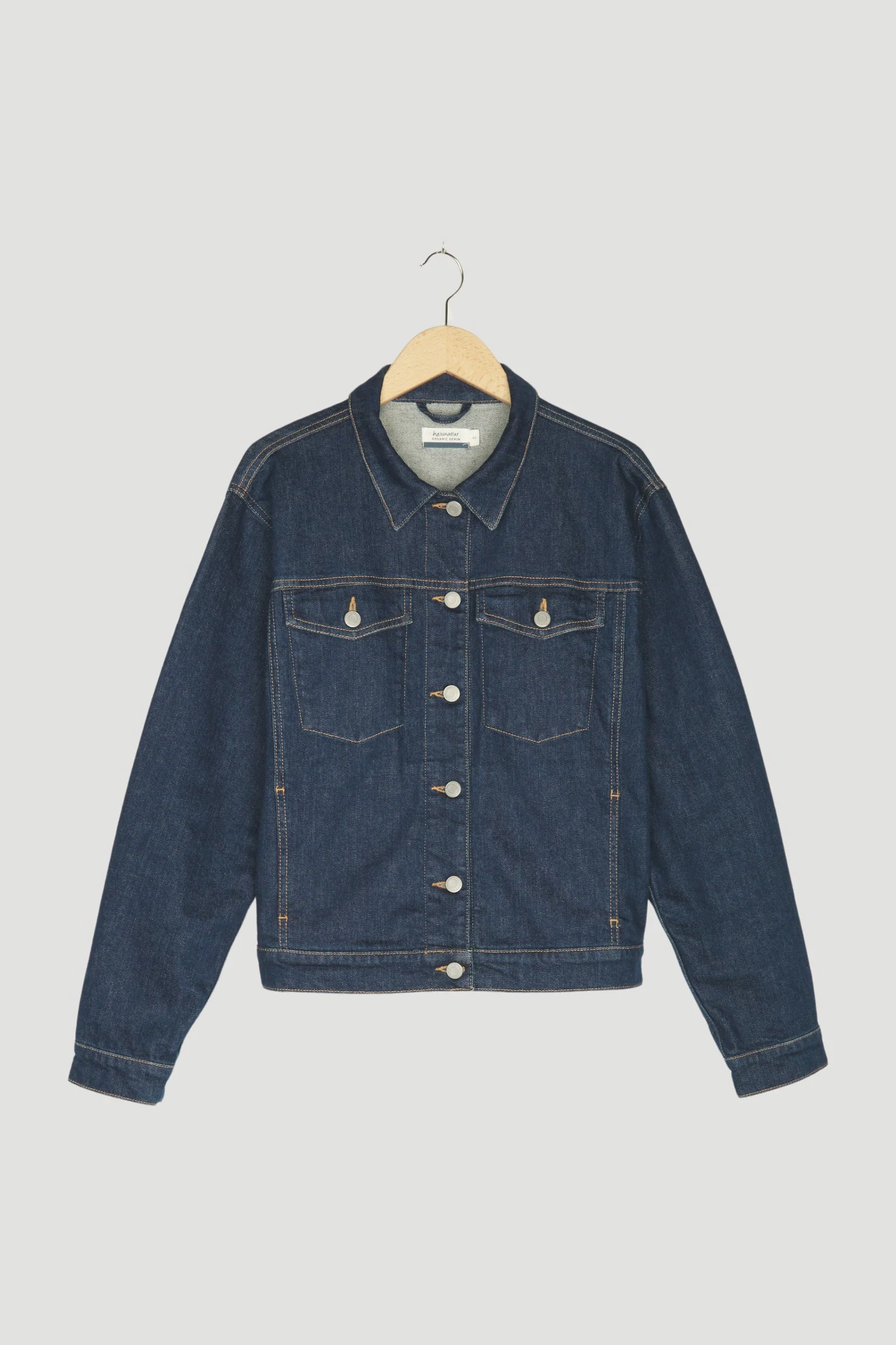 Secondhand Jeansjacke aus COREVA™ Bio-Denim