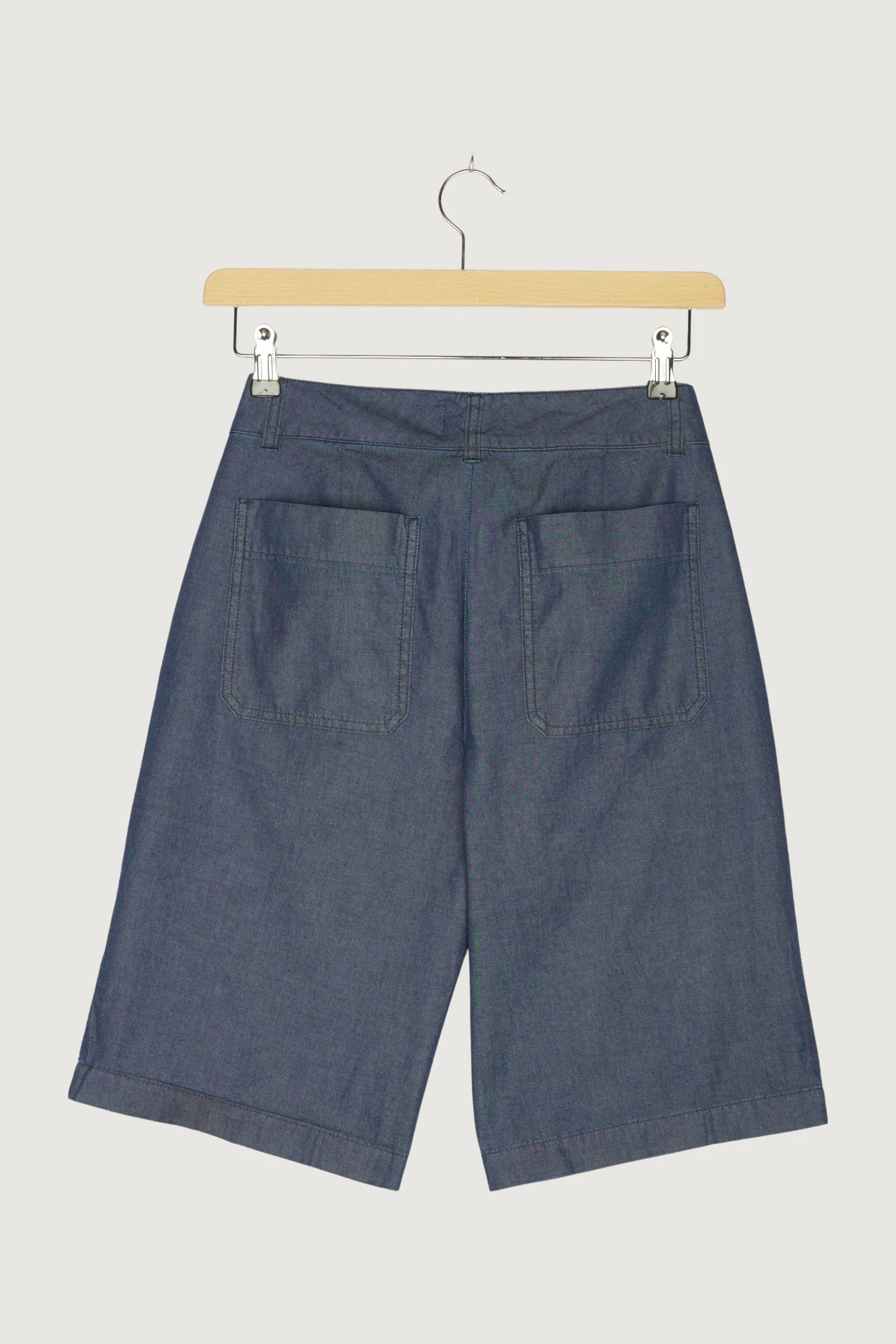 Secondhand Jeansshorts aus reiner Bio-Baumwolle - Image 2