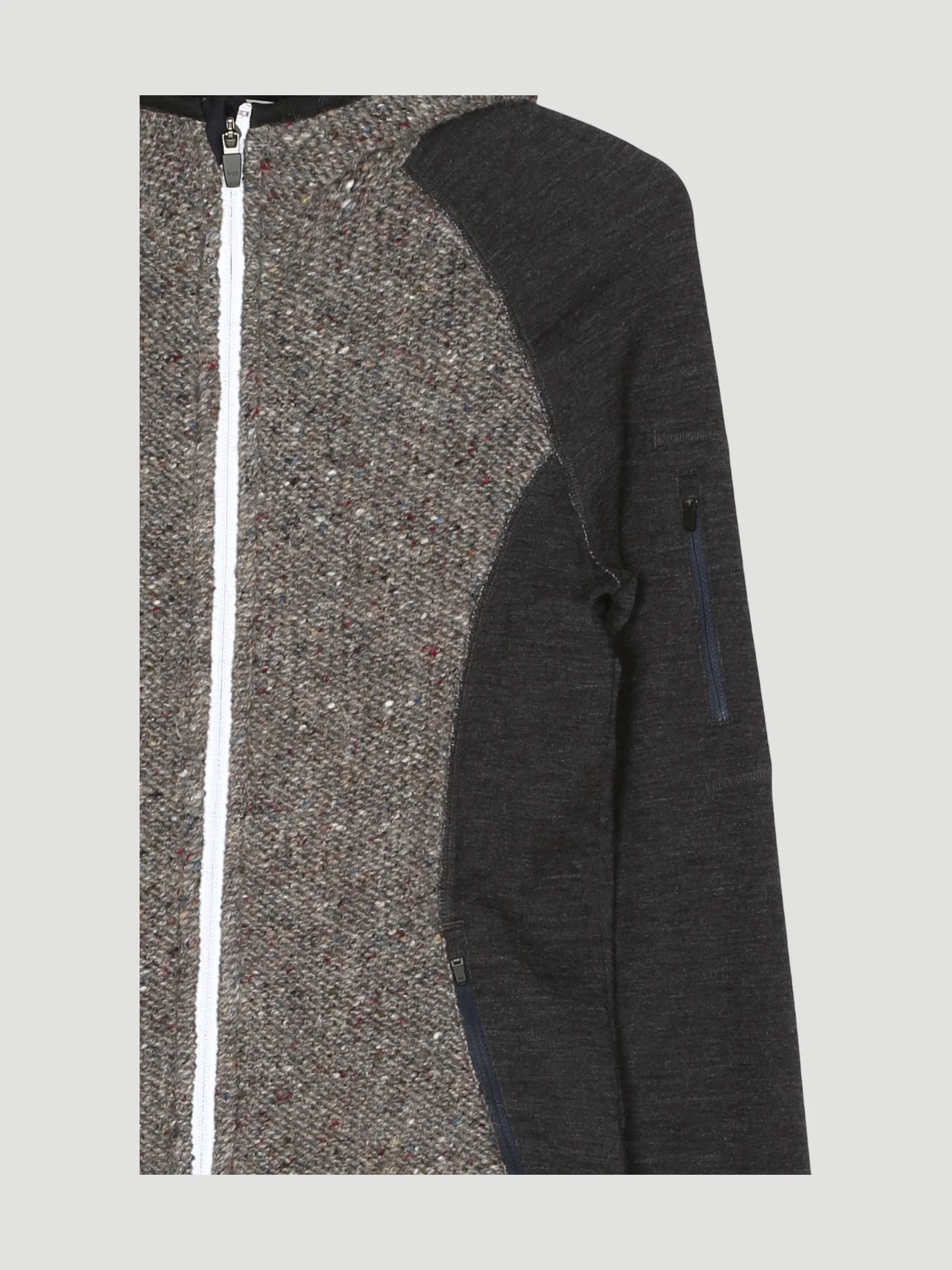 Secondhand Kapuzen-Jacke aus Schurwolle mit Bio-Baumwolle - Image 3