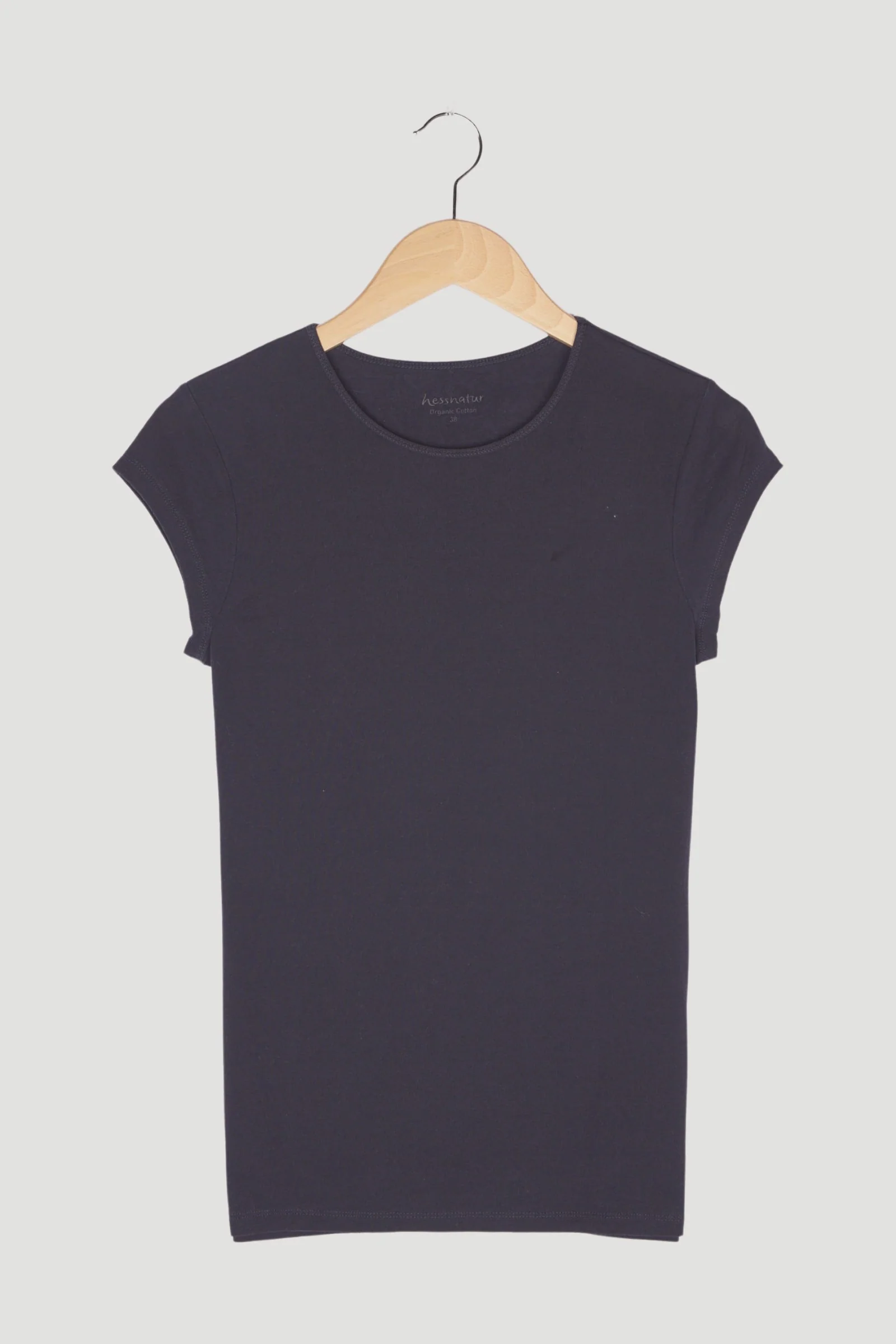 Secondhand Kurzarm-Shirt aus reiner Bio-Baumwolle - Image 19