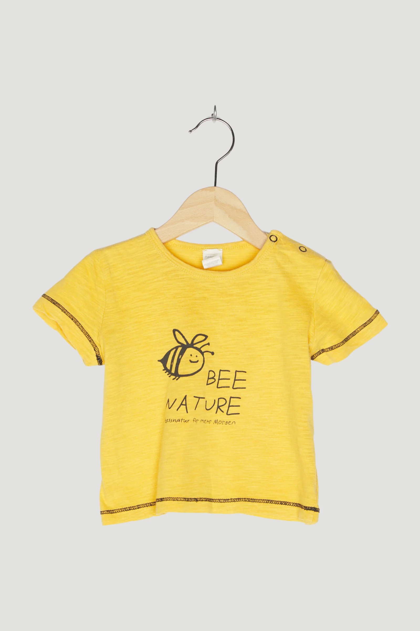 Secondhand Motiv-Shirt aus reiner Bio-Baumwolle - Image 4