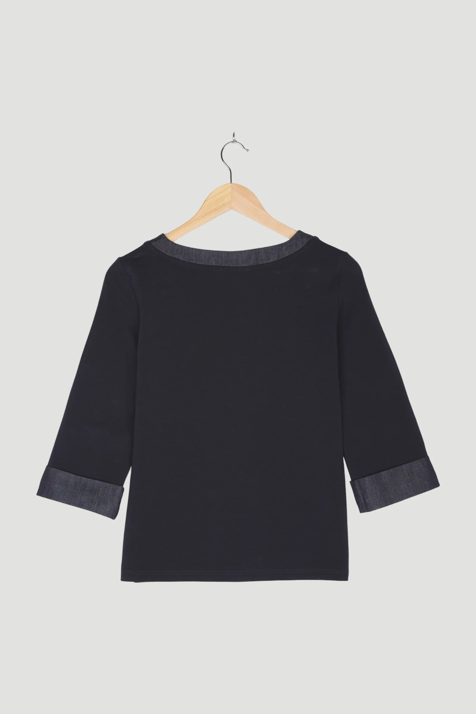 Secondhand Patch-Shirt aus Bio-Baumwolle - Image 2