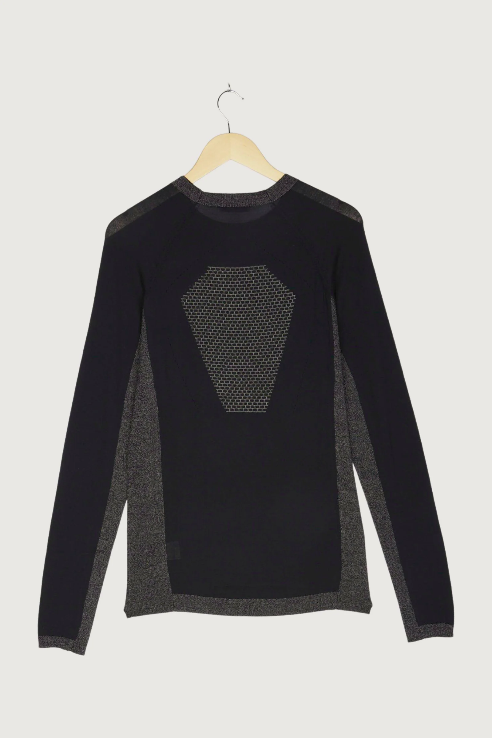 Secondhand Performance Strickshirt BetterRecycling aus Merinowolle mit Seide - Image 5