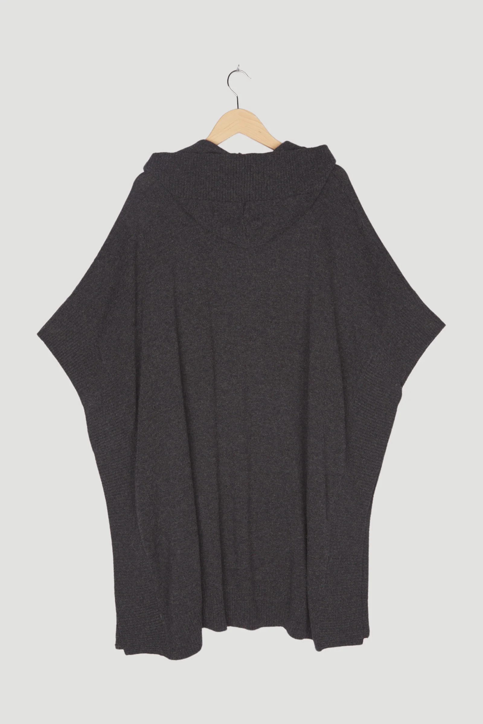 Secondhand Poncho aus reiner Bio-Schurwolle - Image 2