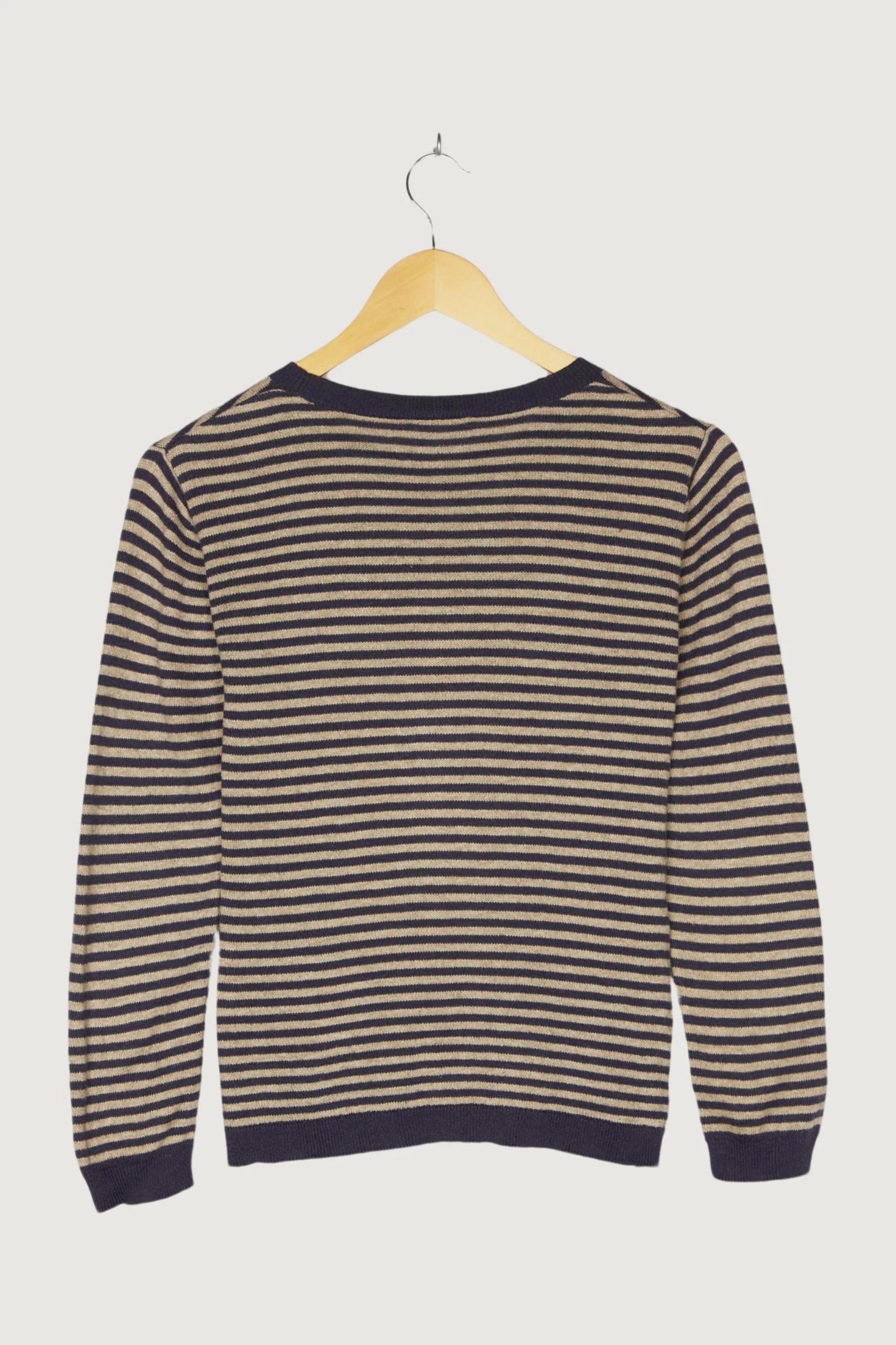 Secondhand Pullover - Image 2