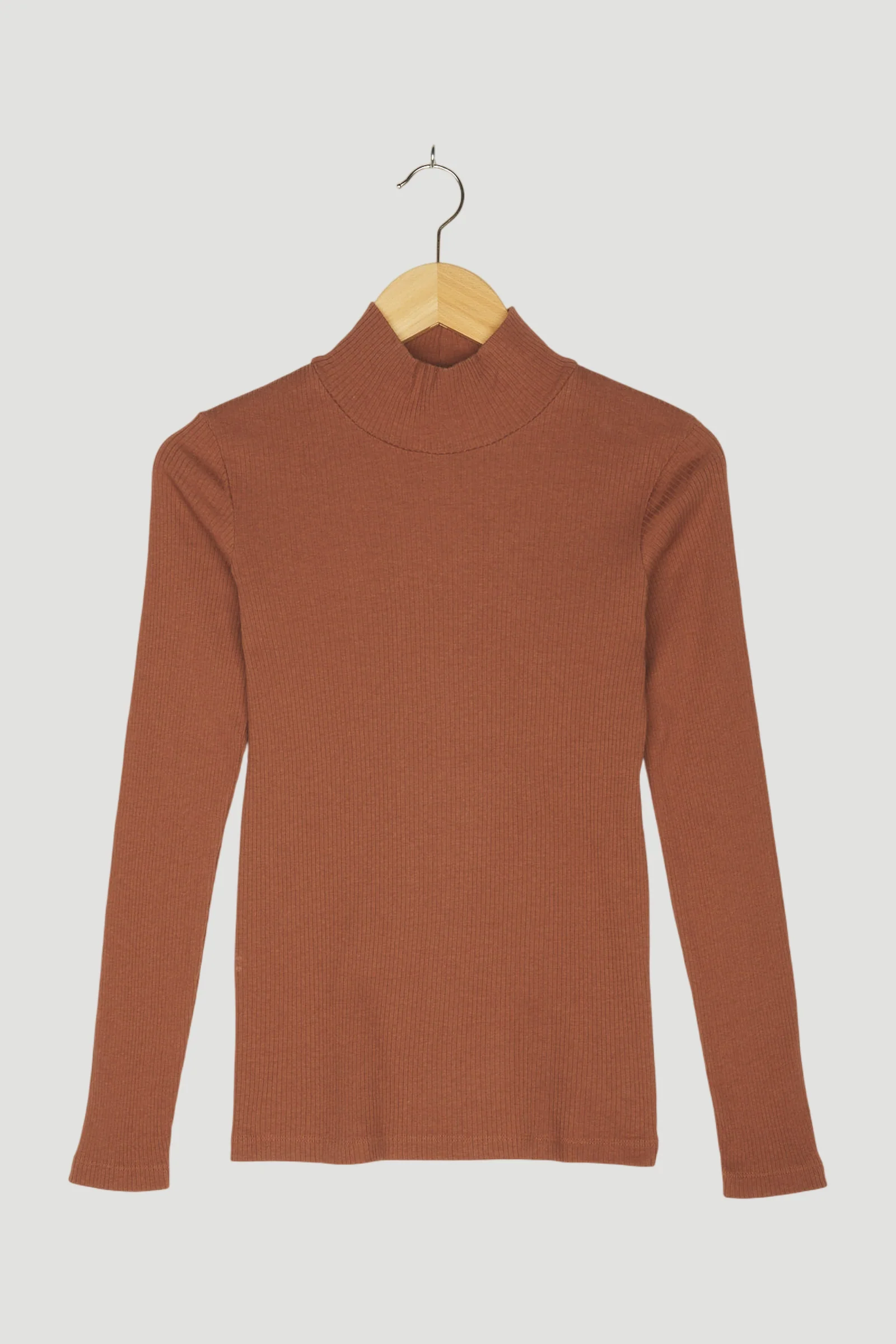 Secondhand Rollkragenshirt aus Bio-Baumwolle mit Bio-Schurwolle