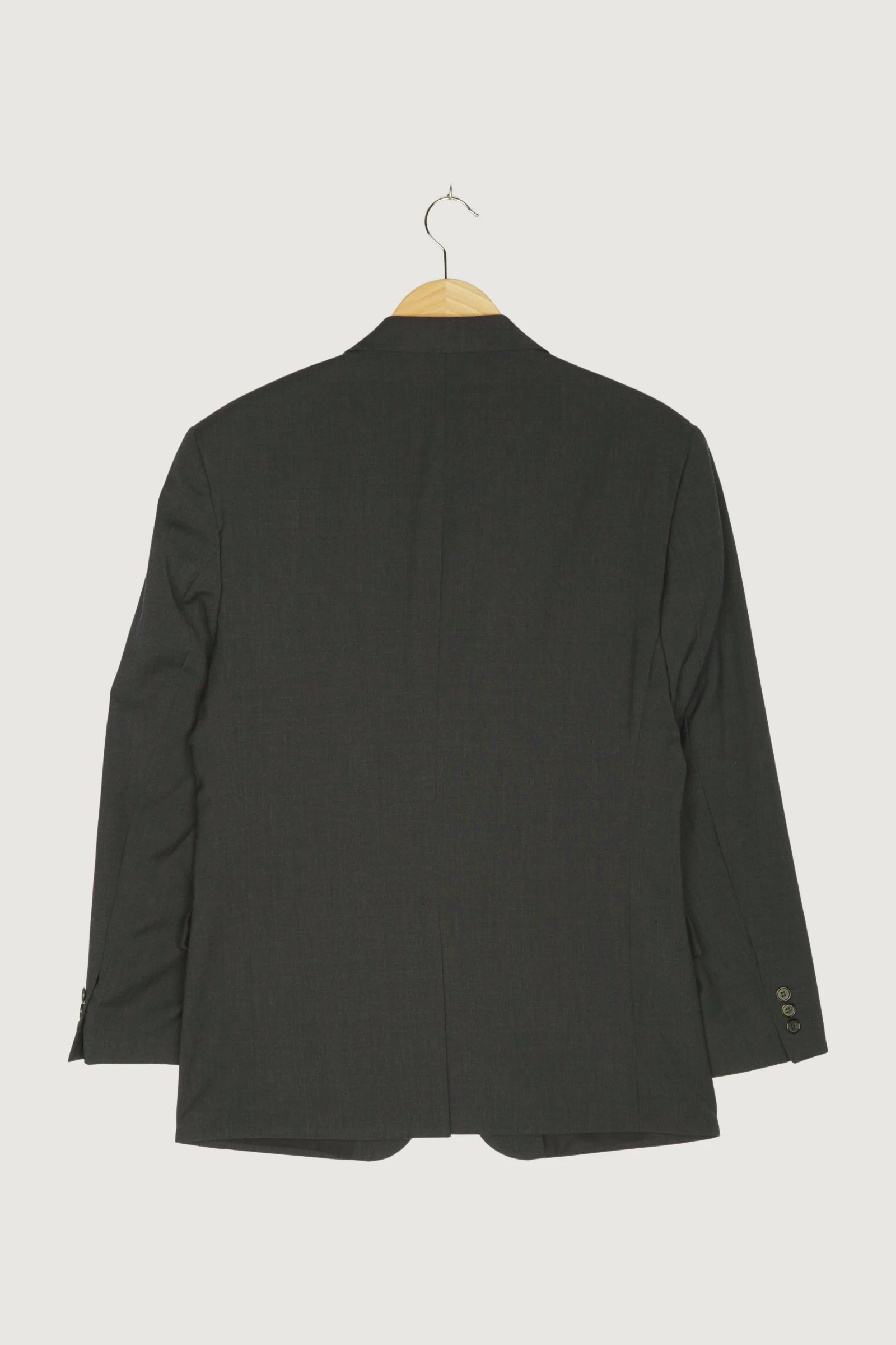 Secondhand Sakkos - Image 2