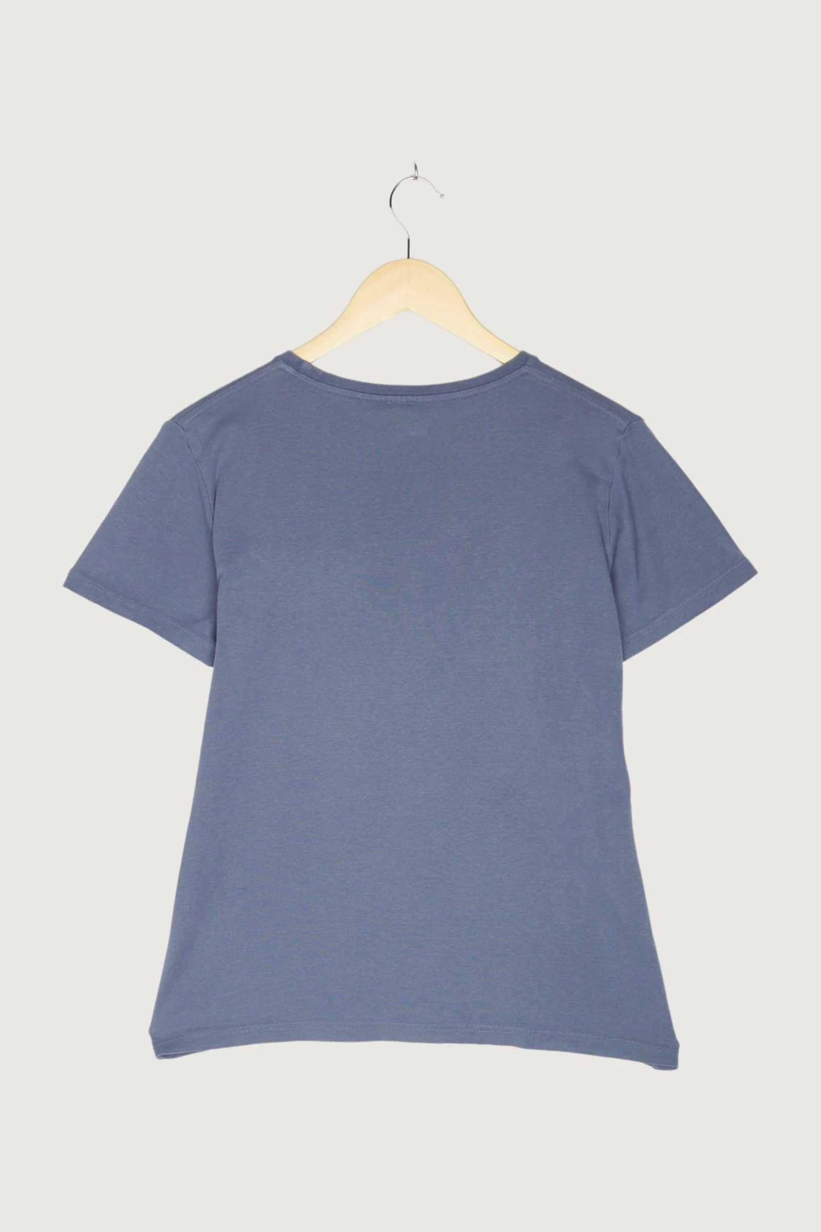 Secondhand Shirt - Image 2