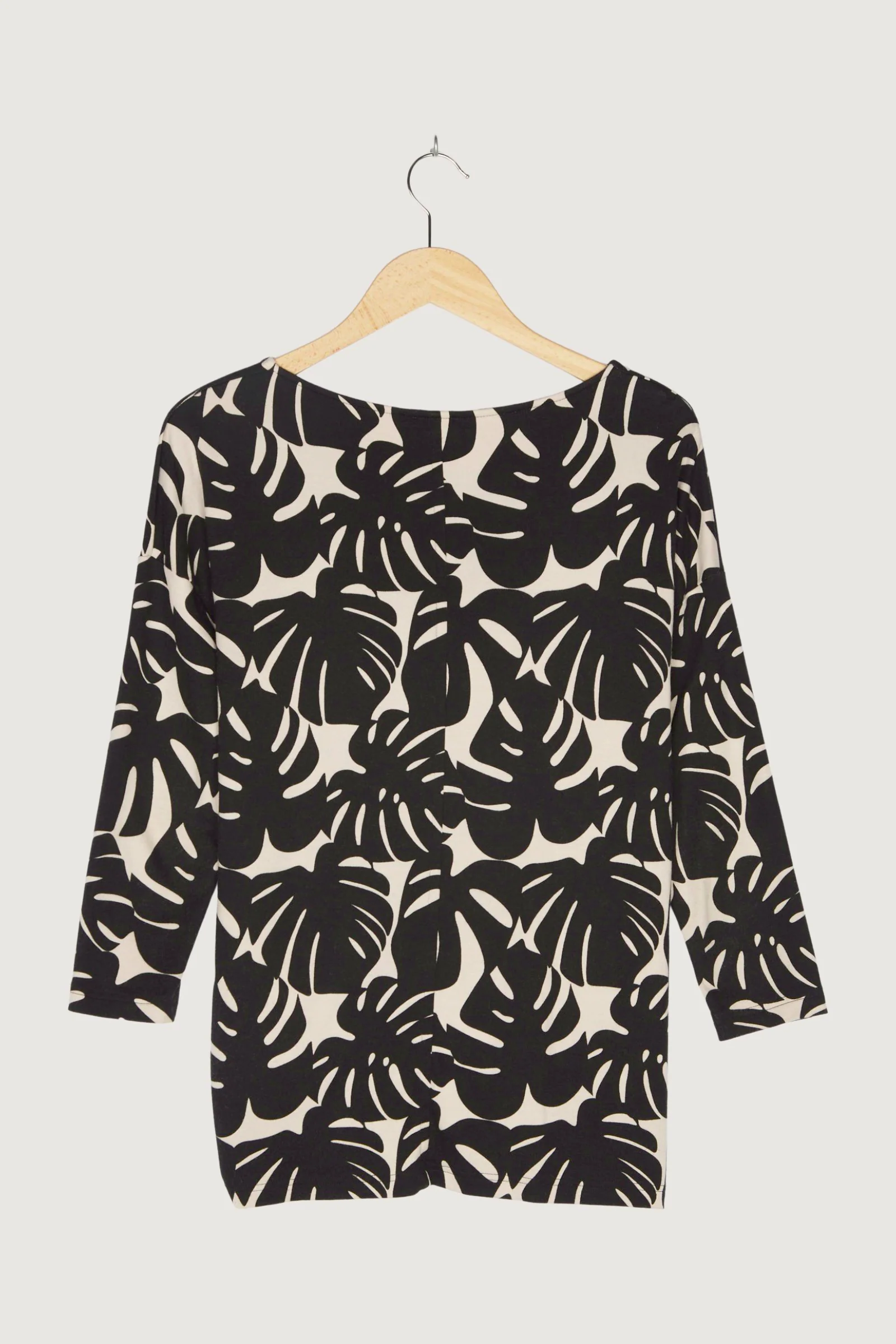 Secondhand Shirt - Image 2