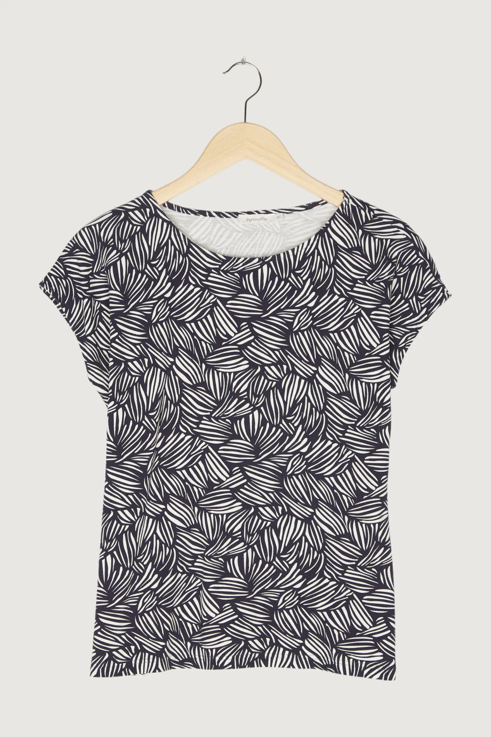 Secondhand Shirt