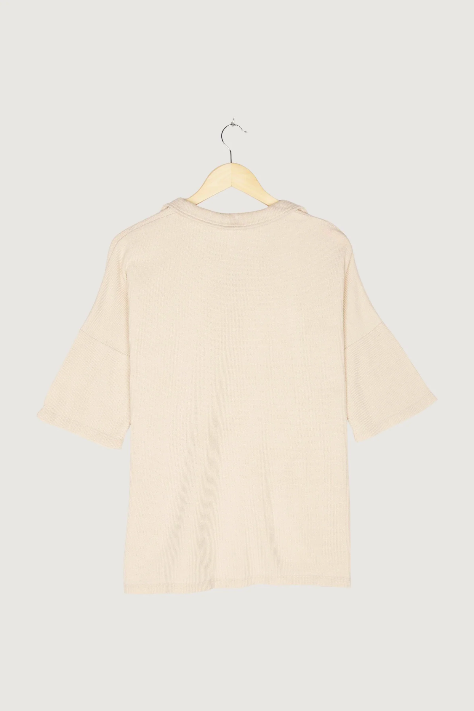 Secondhand Shirt - Image 2