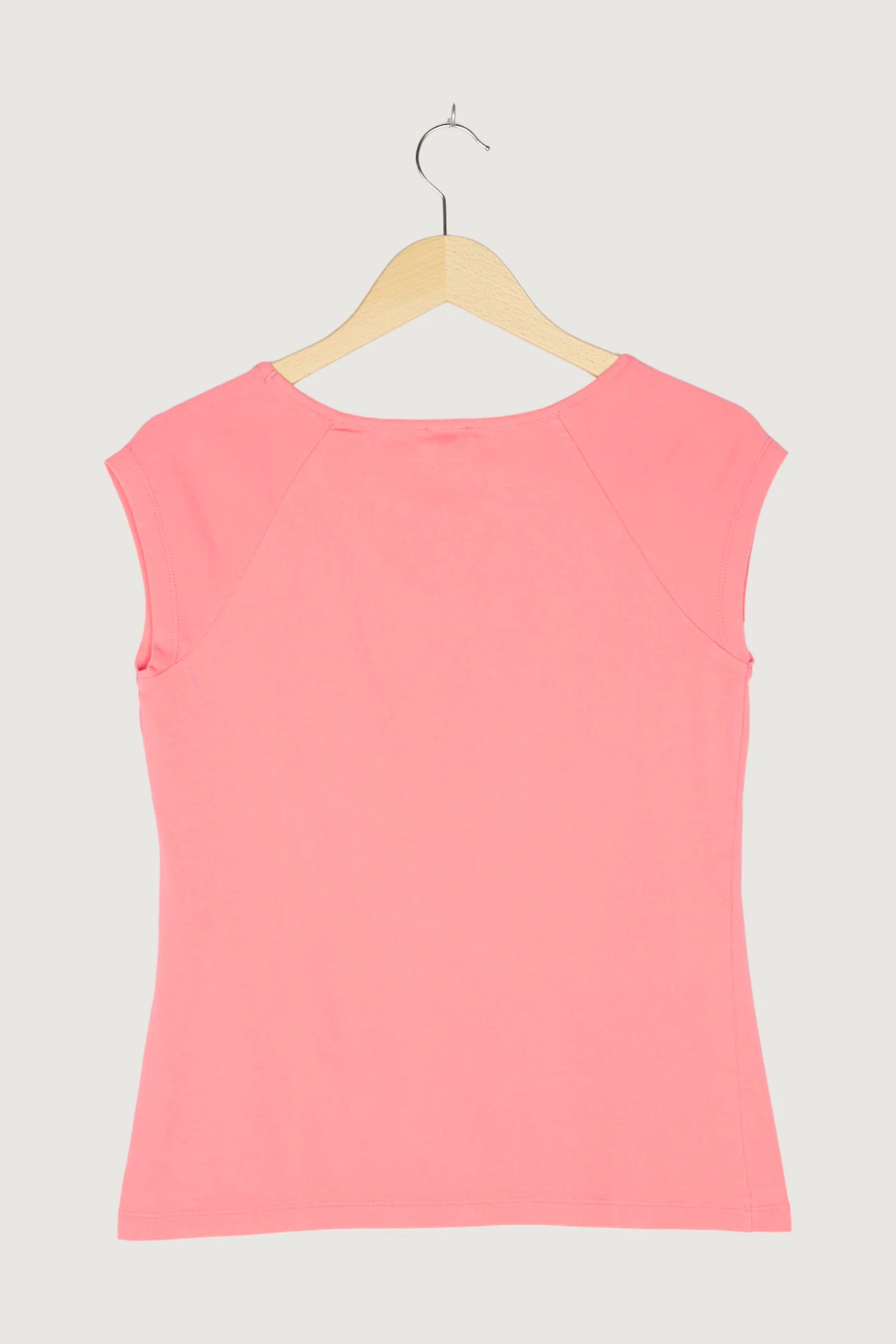 Secondhand Shirt - Image 2