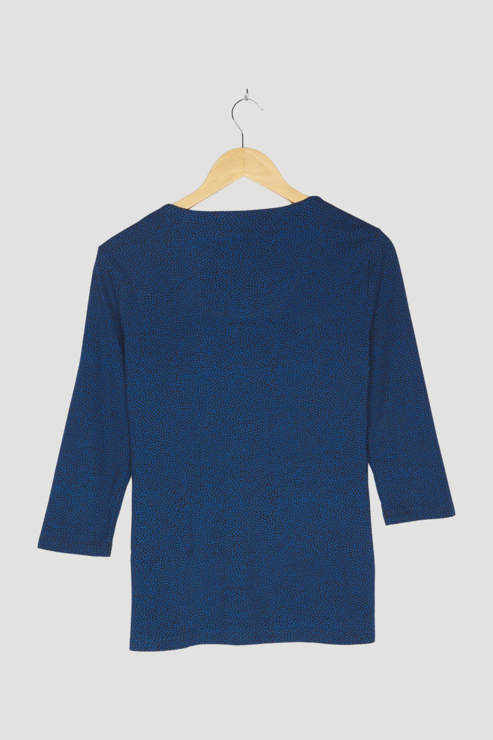 Secondhand Shirt - Image 14