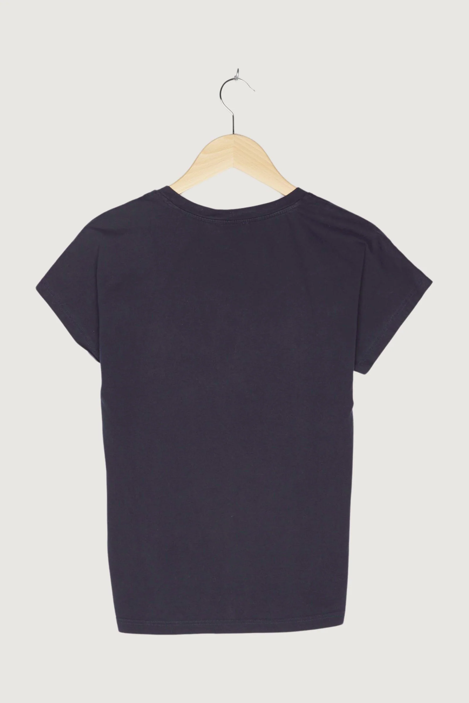 Secondhand Shirt - Image 2