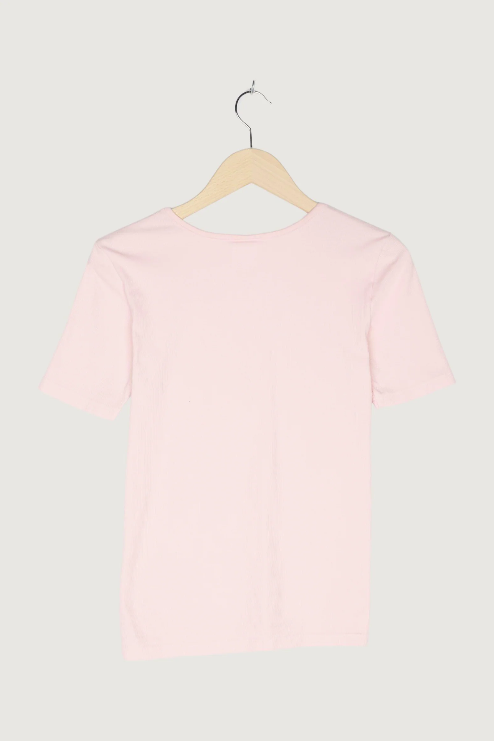 Secondhand Shirt - Image 2