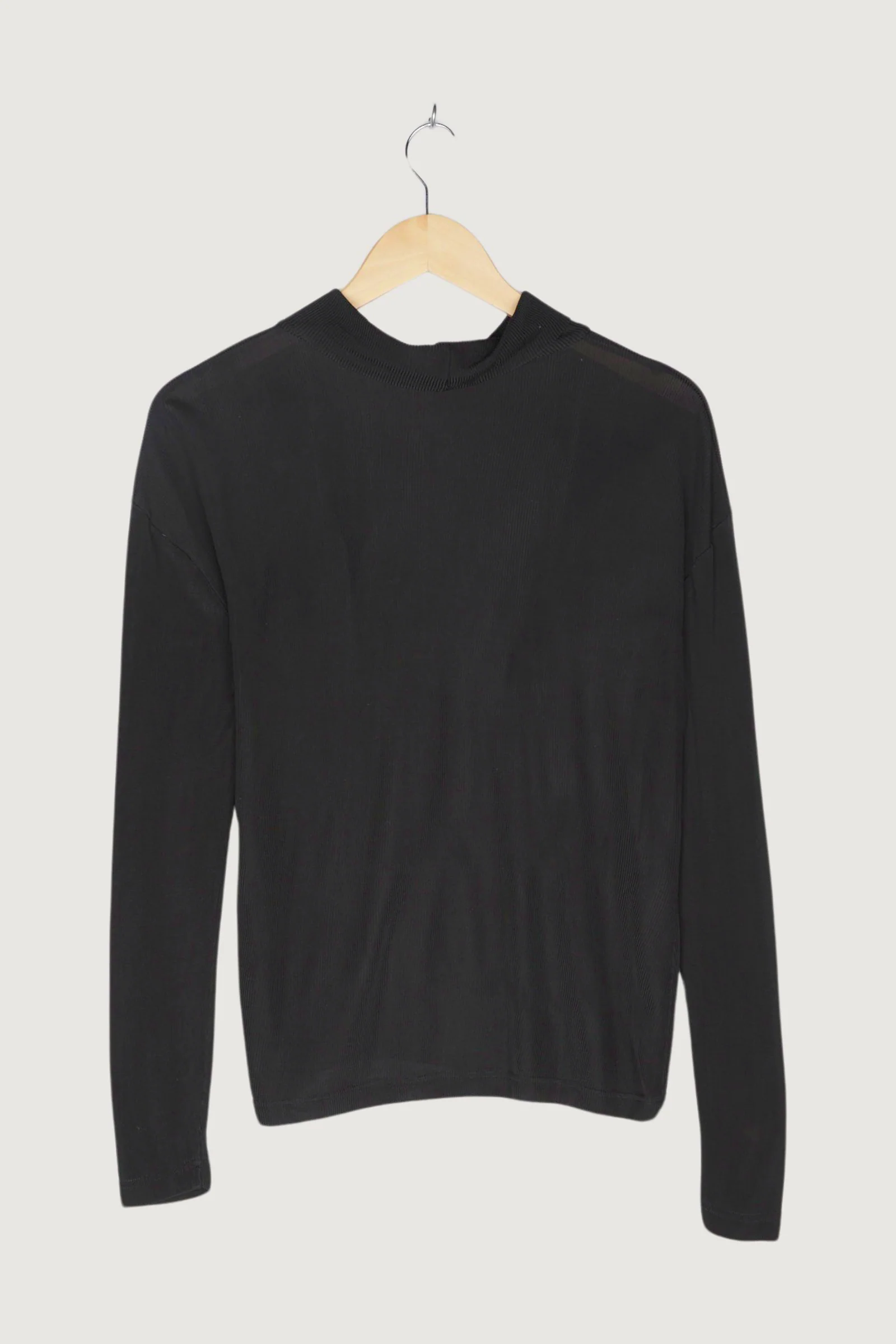 Secondhand Shirt - Image 2