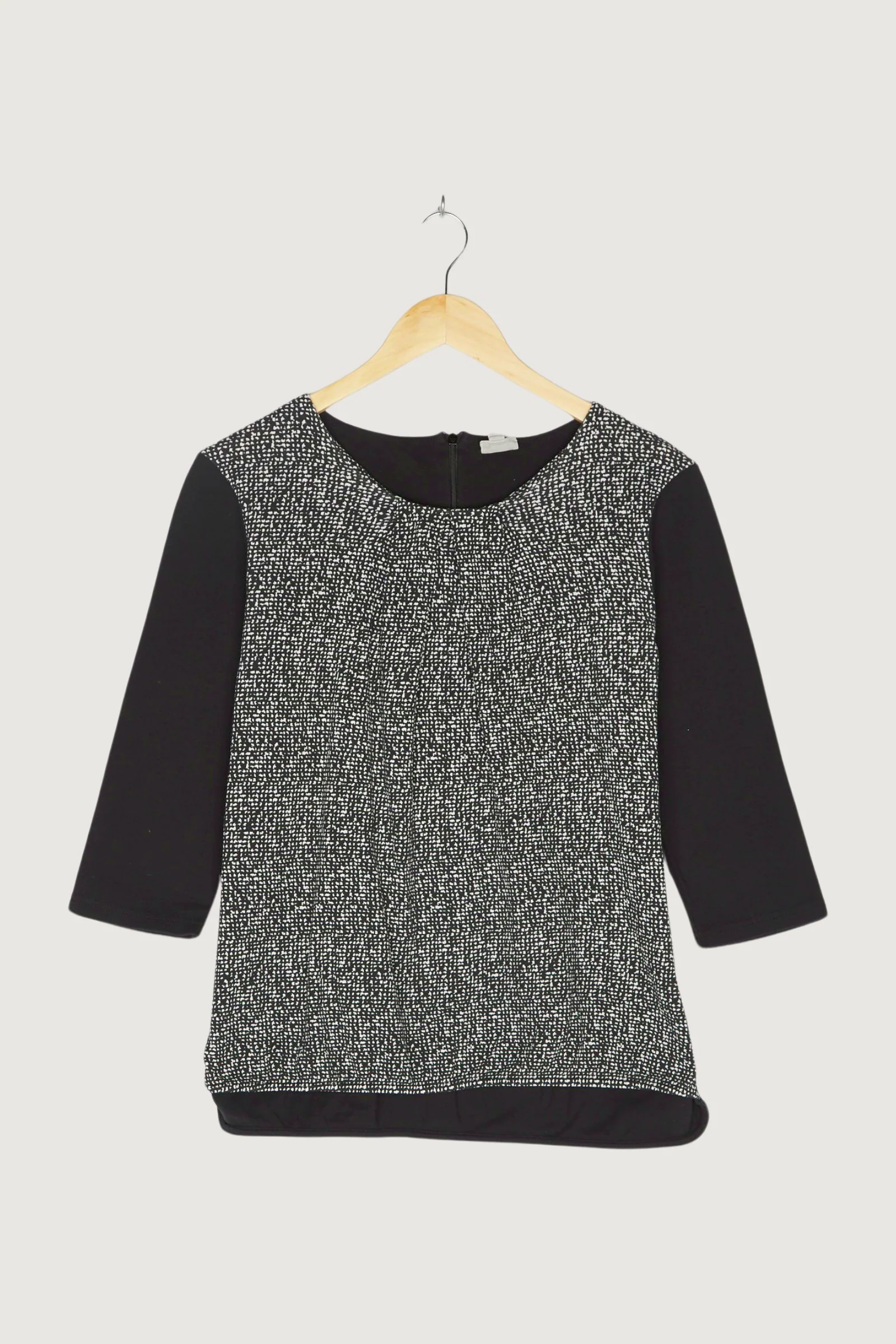 Secondhand Shirt