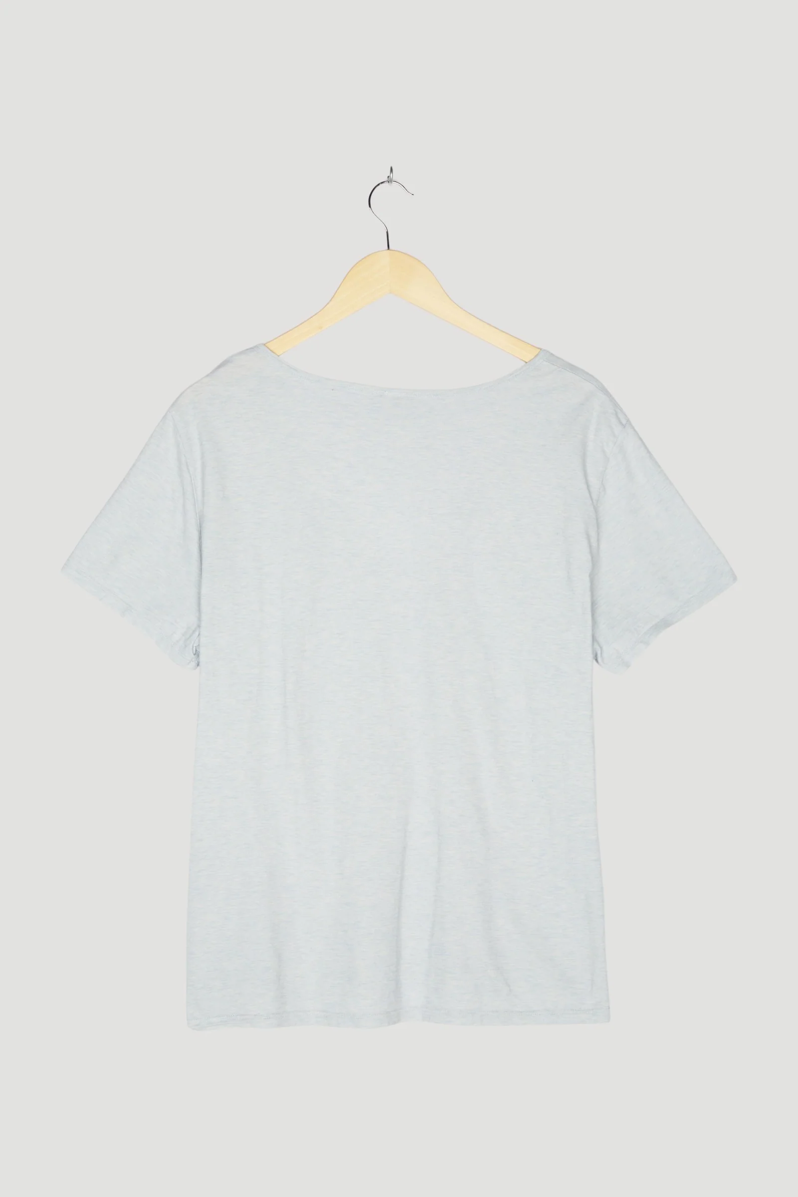 Secondhand Shirt - Image 2