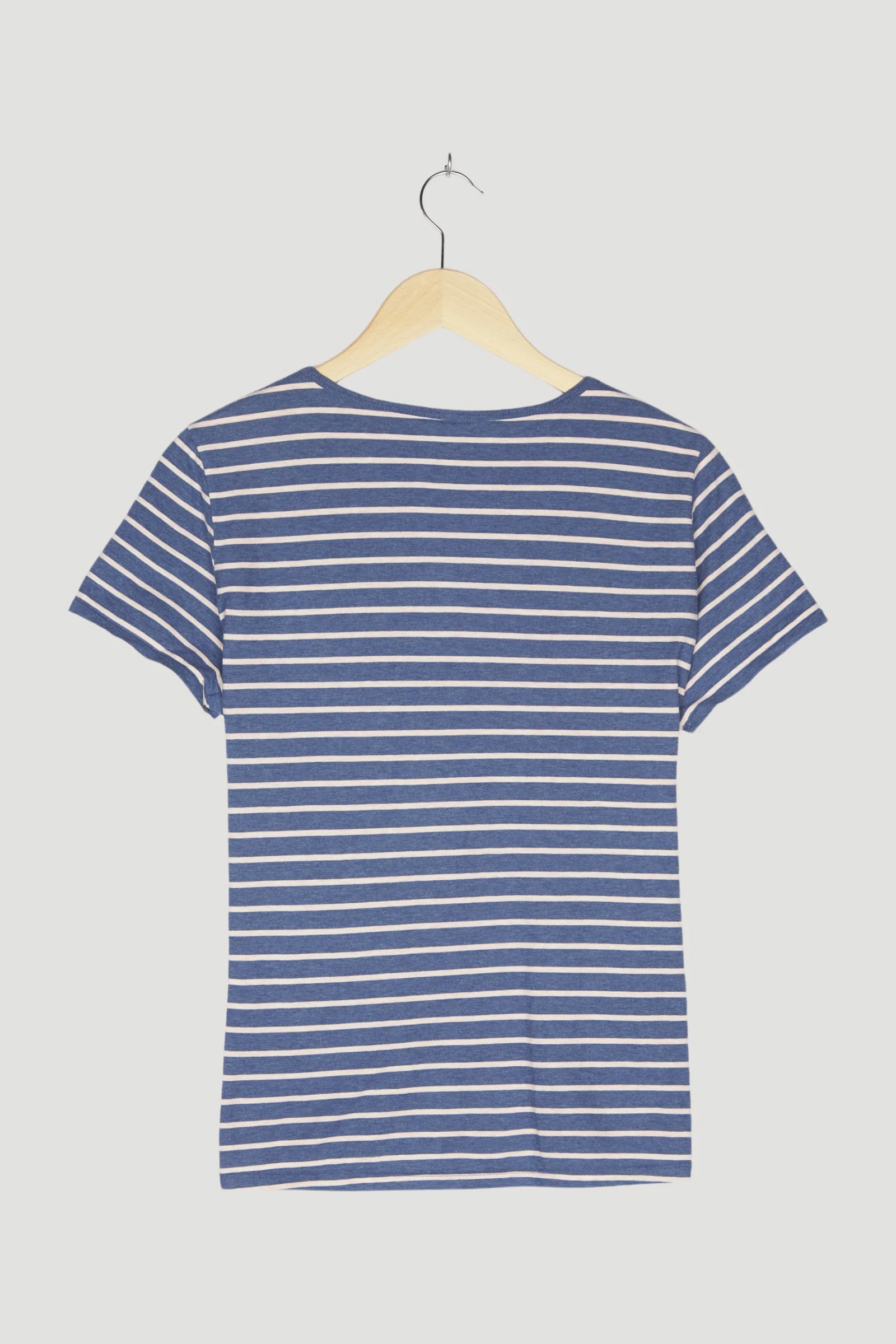 Secondhand Shirt - Image 2