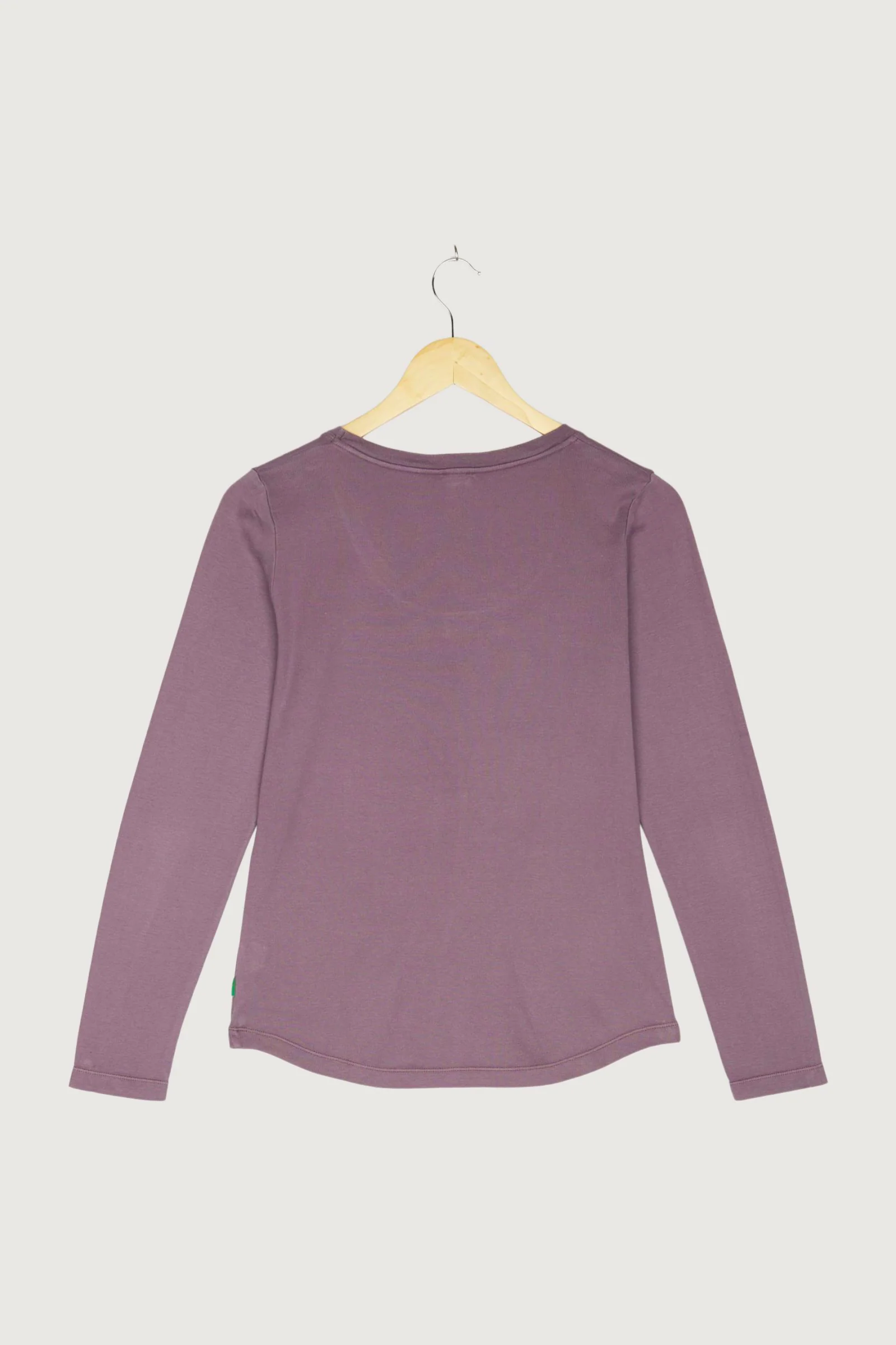 Secondhand Shirt - Image 2