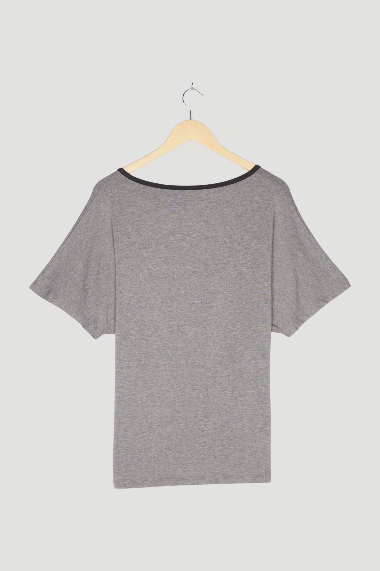 Secondhand Shirt - Image 2