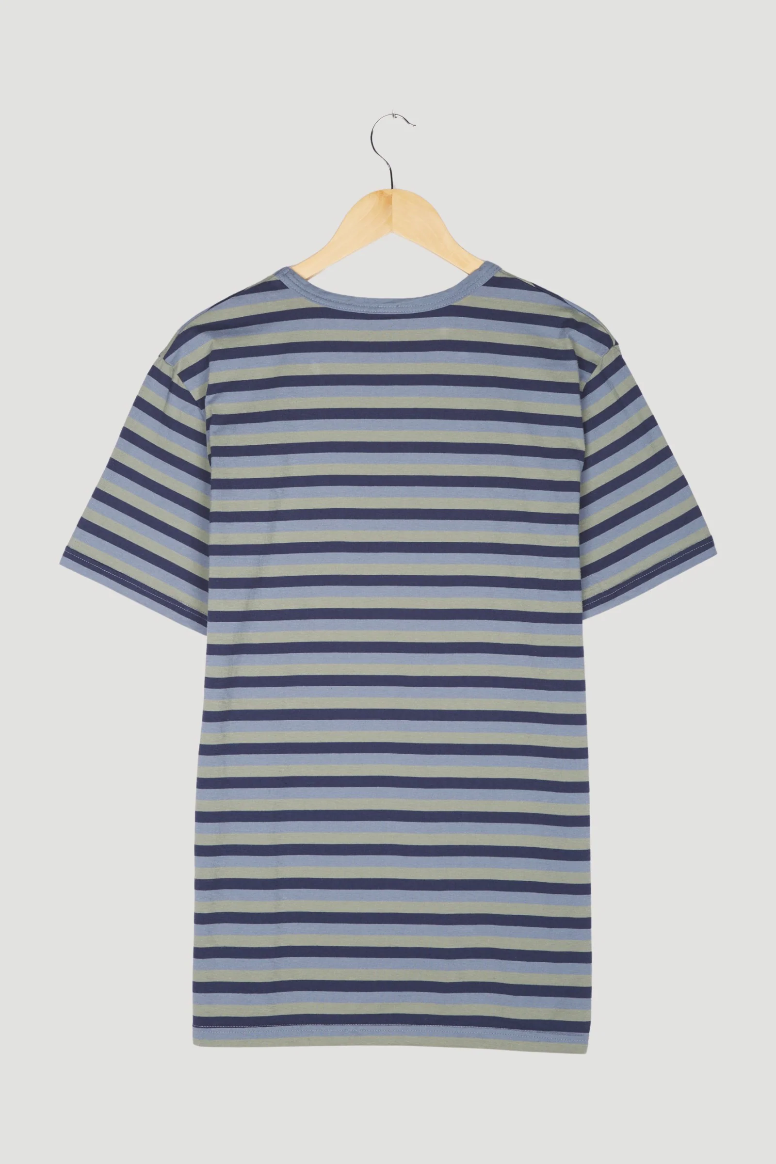 Secondhand Shirt - Image 2