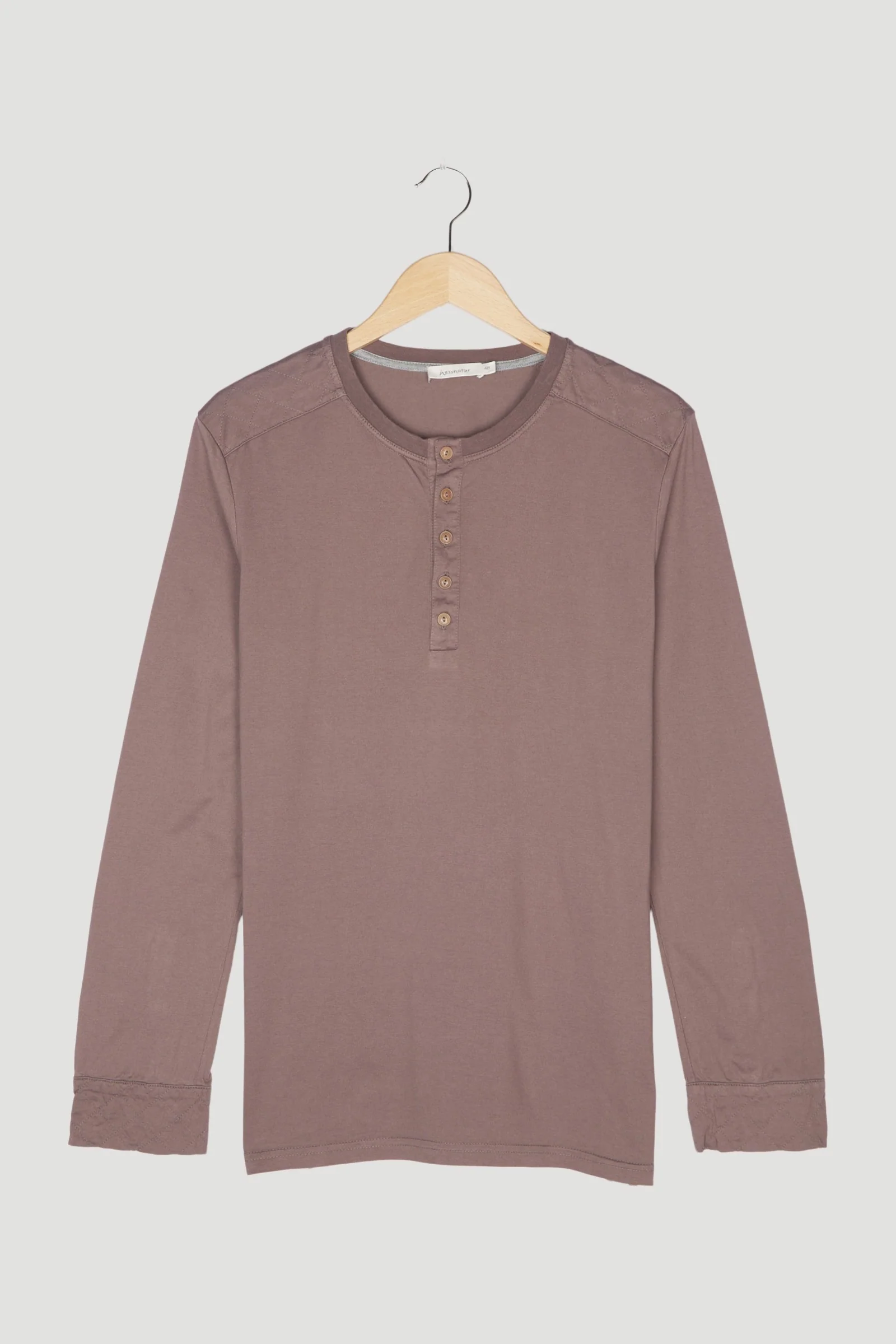 Secondhand Shirt