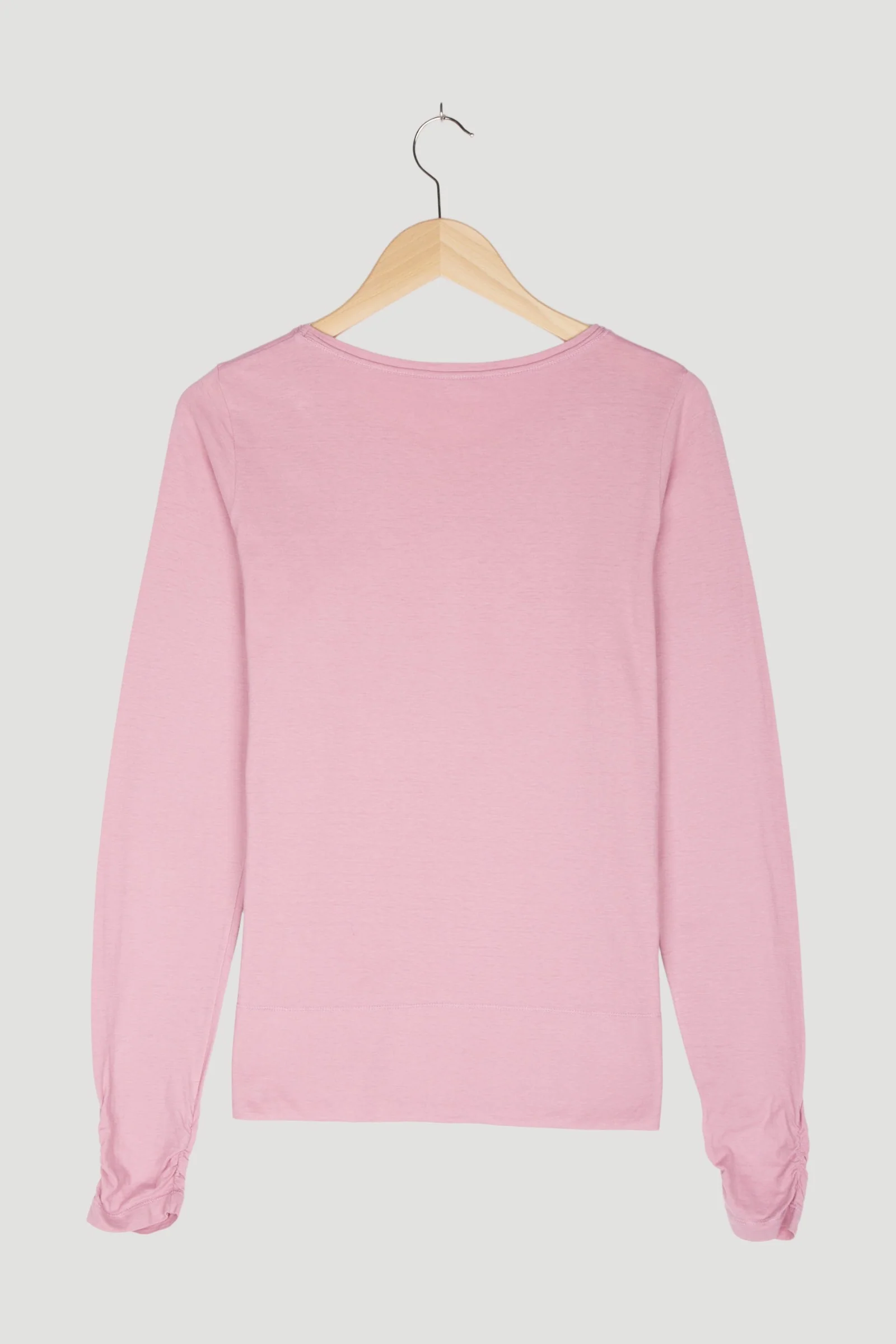 Secondhand Shirt - Image 2