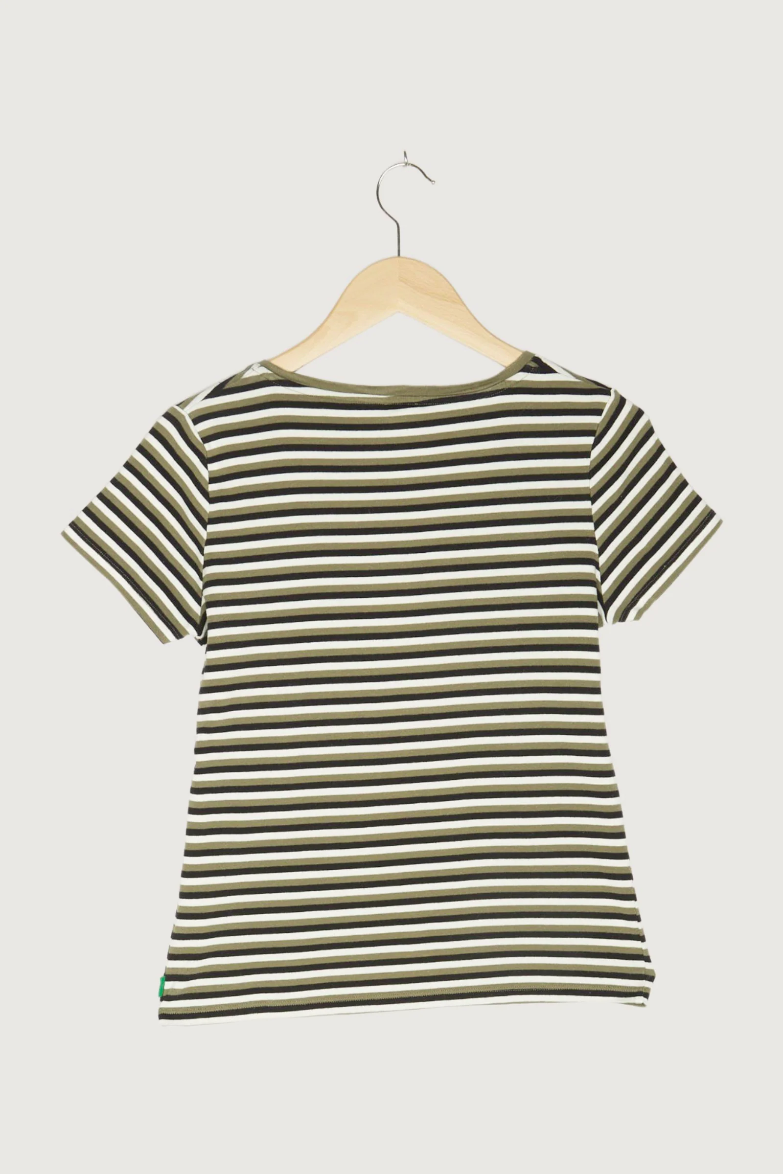 Secondhand Shirt - Image 2