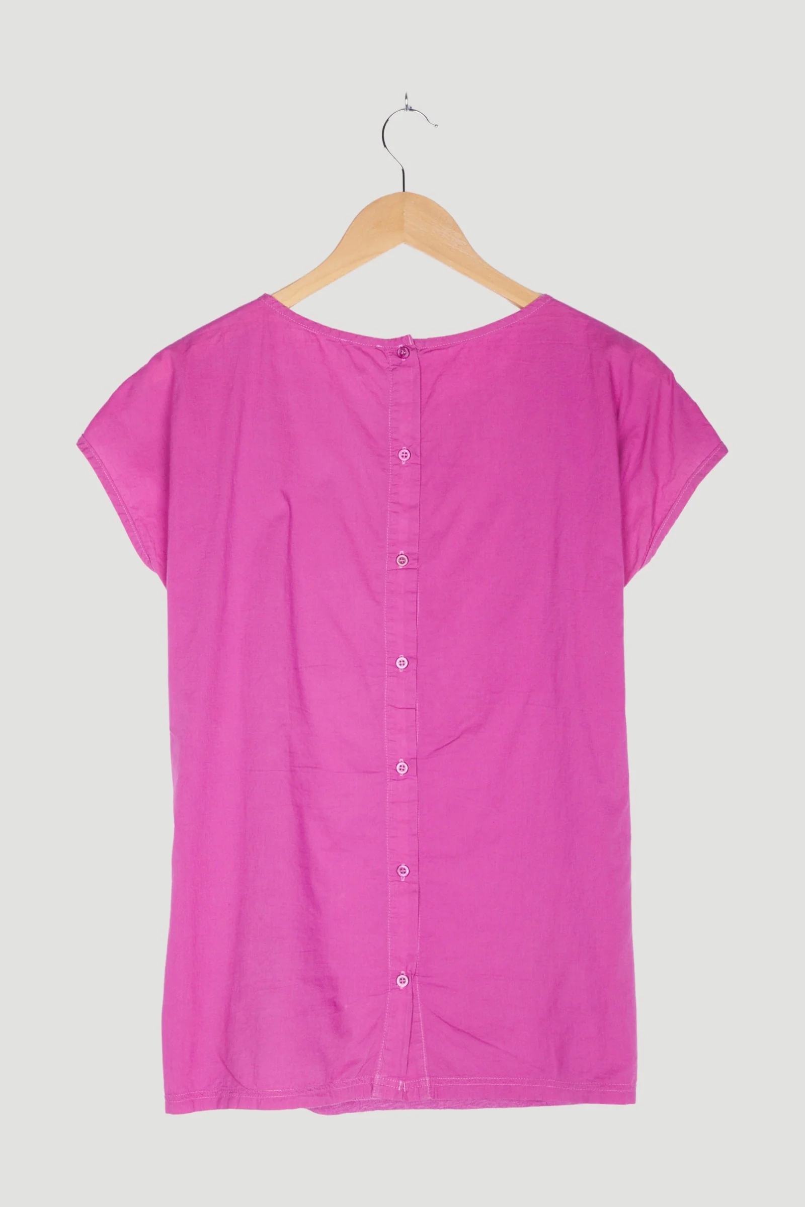 Secondhand Shirt - Image 2