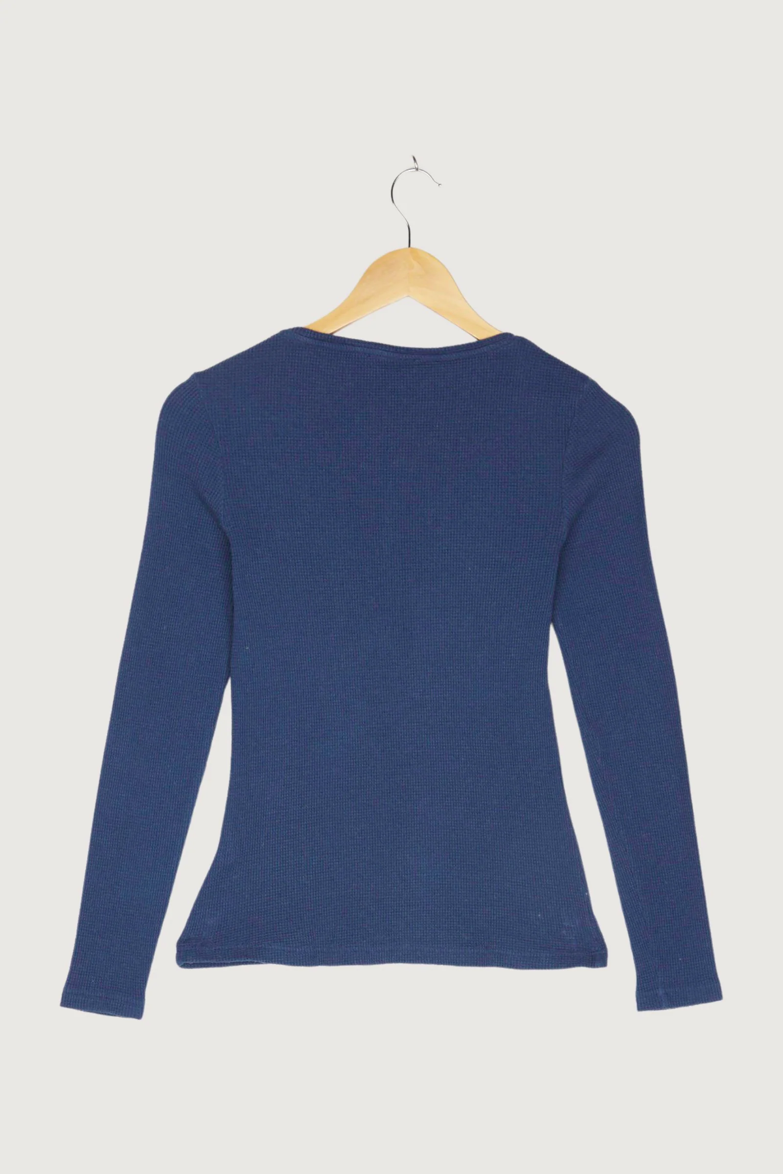 Secondhand Shirt - Image 2