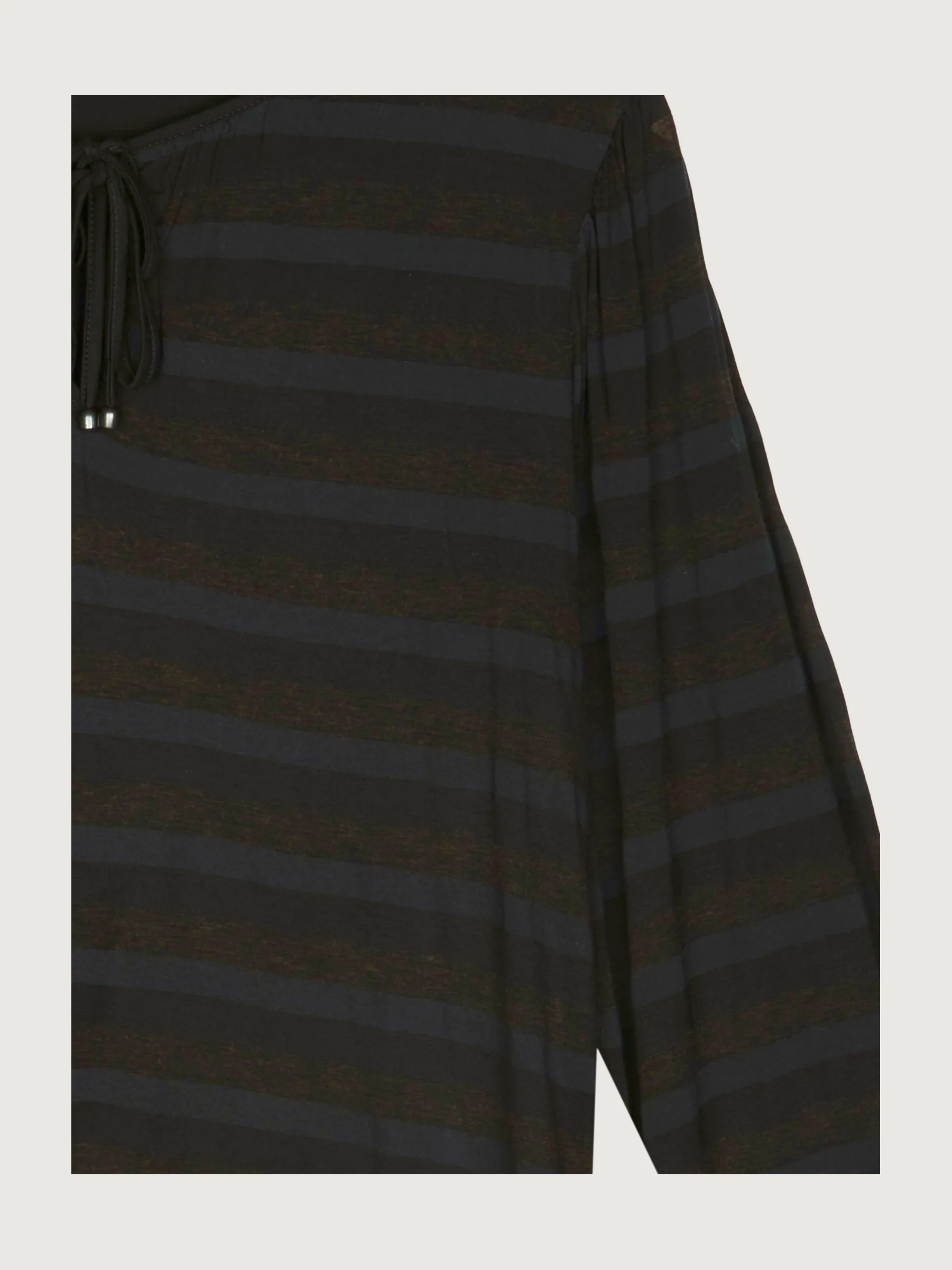 Secondhand Shirt - Image 3