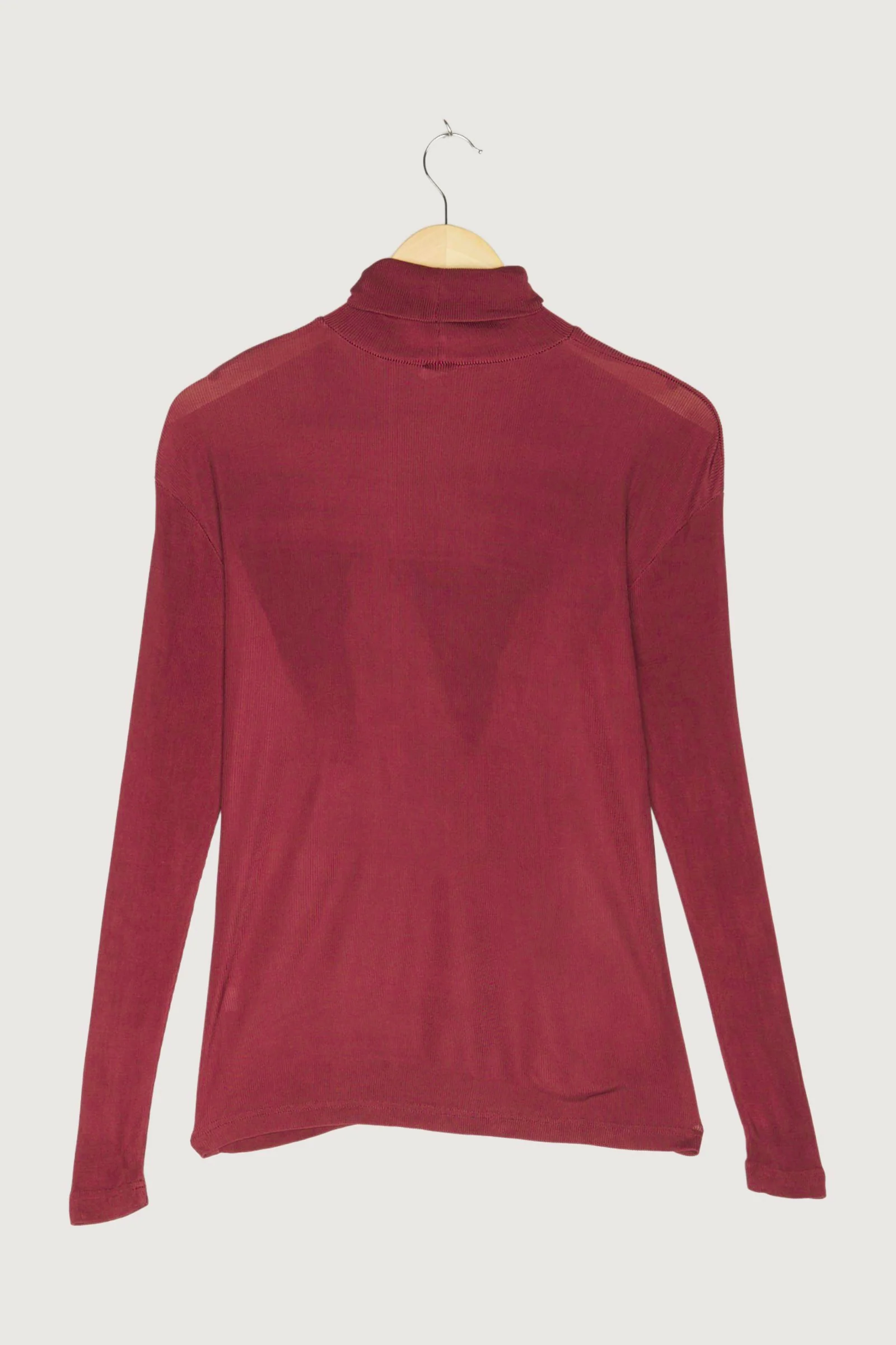 Secondhand Shirt - Image 2