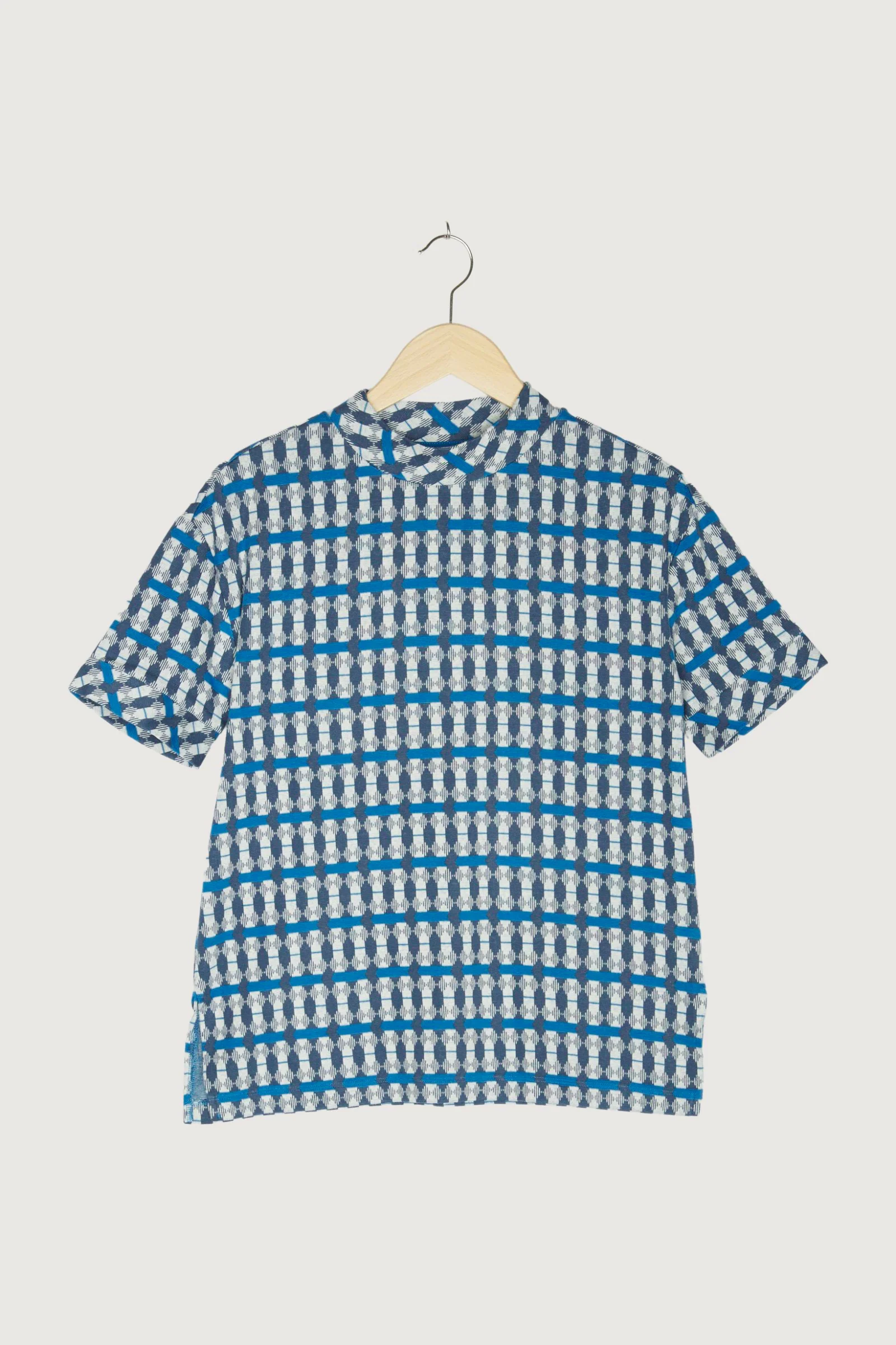 Secondhand Shirt