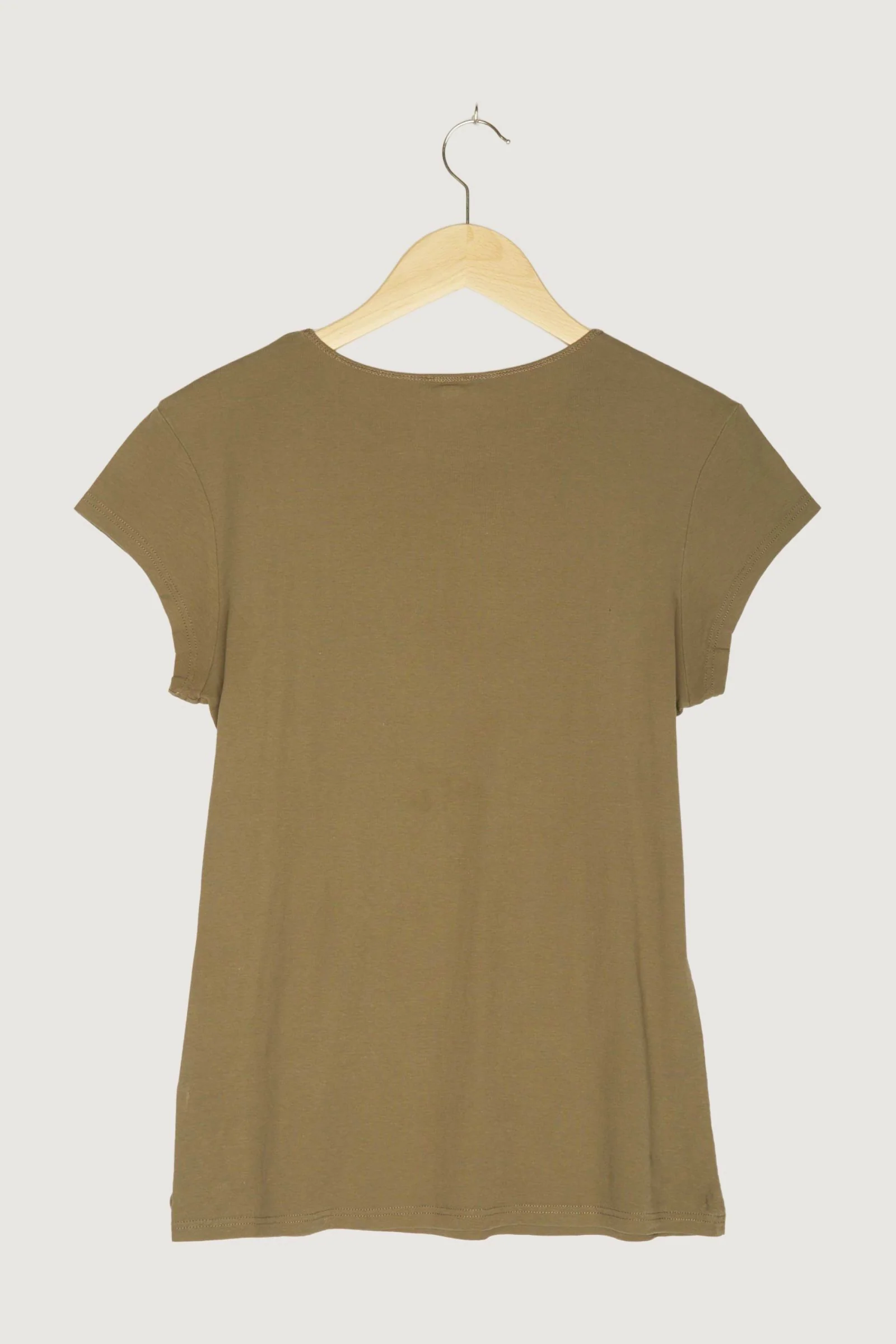 Secondhand Shirt - Image 2