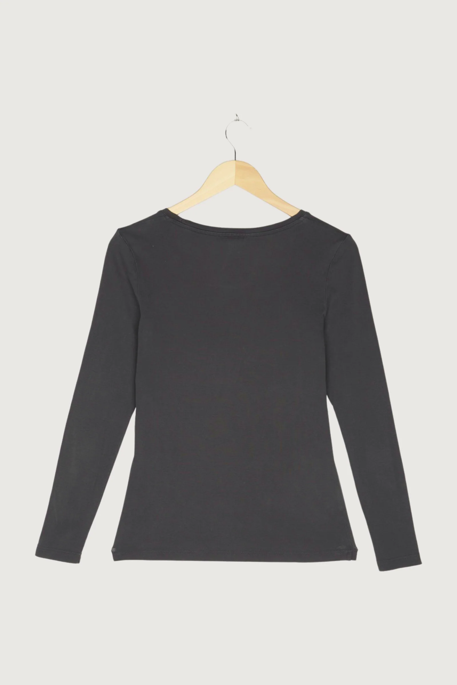 Secondhand Shirt - Image 2