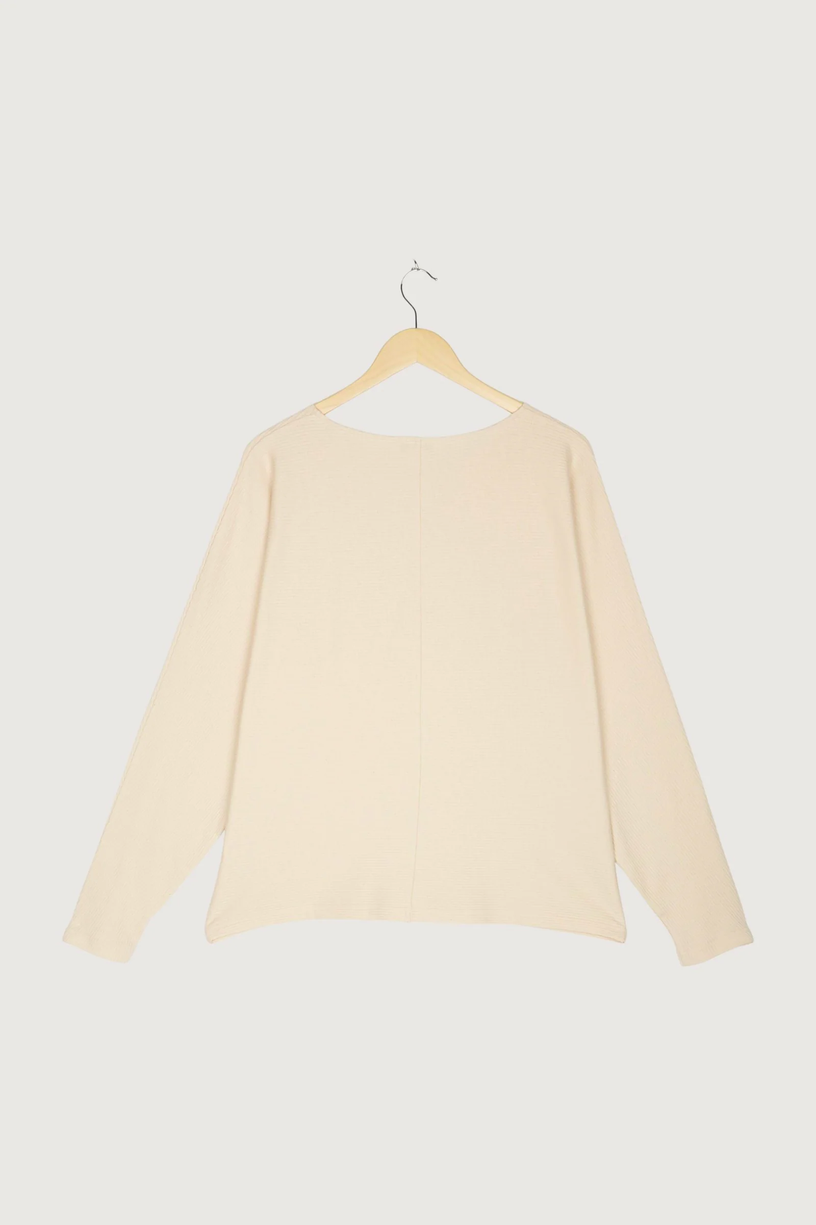 Secondhand Shirt - Image 2