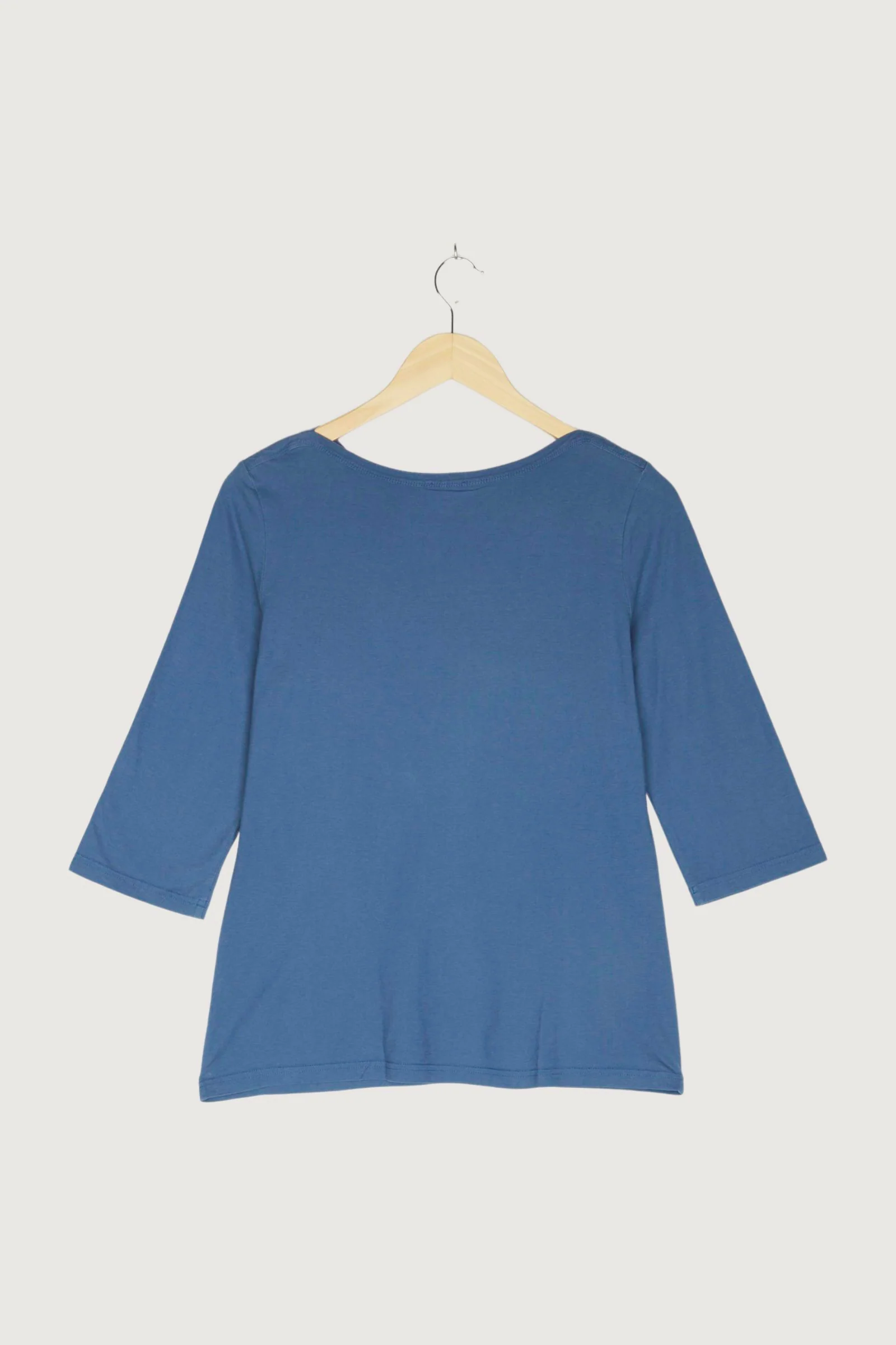Secondhand Shirt - Image 2
