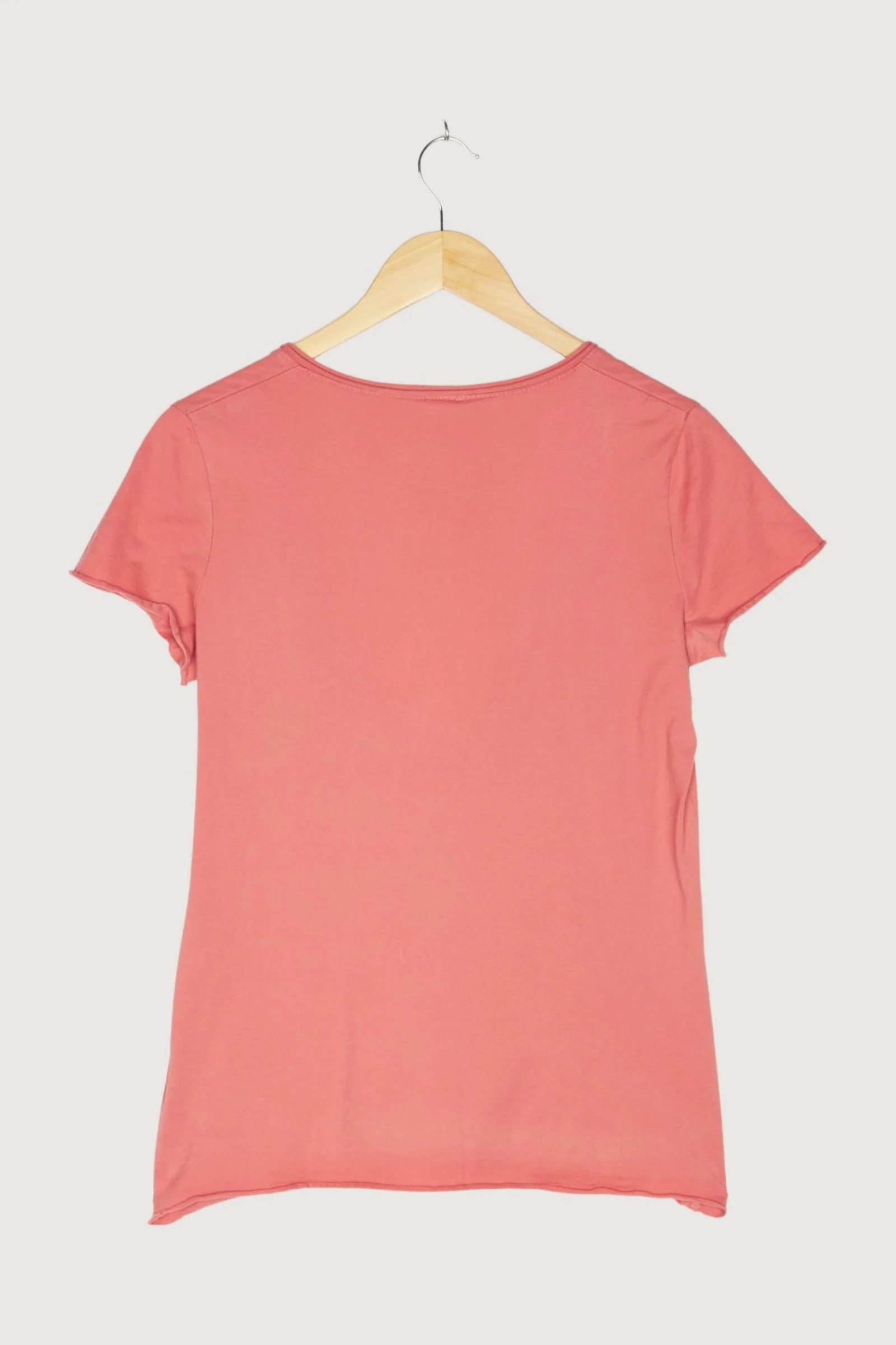 Secondhand Shirt - Image 2