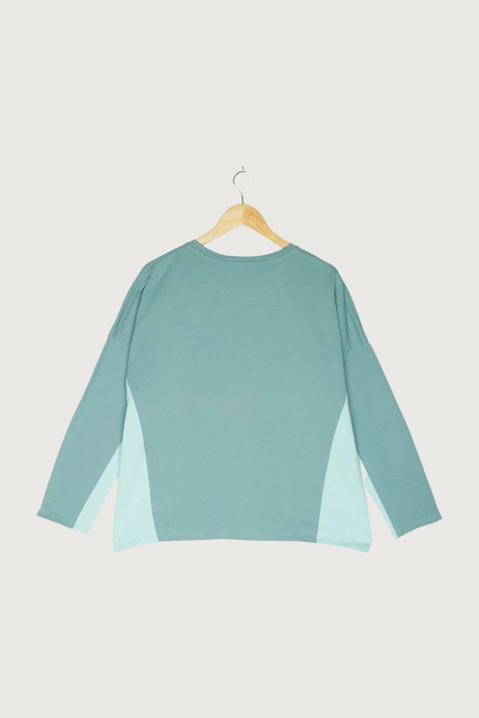 Secondhand Shirt - Image 2