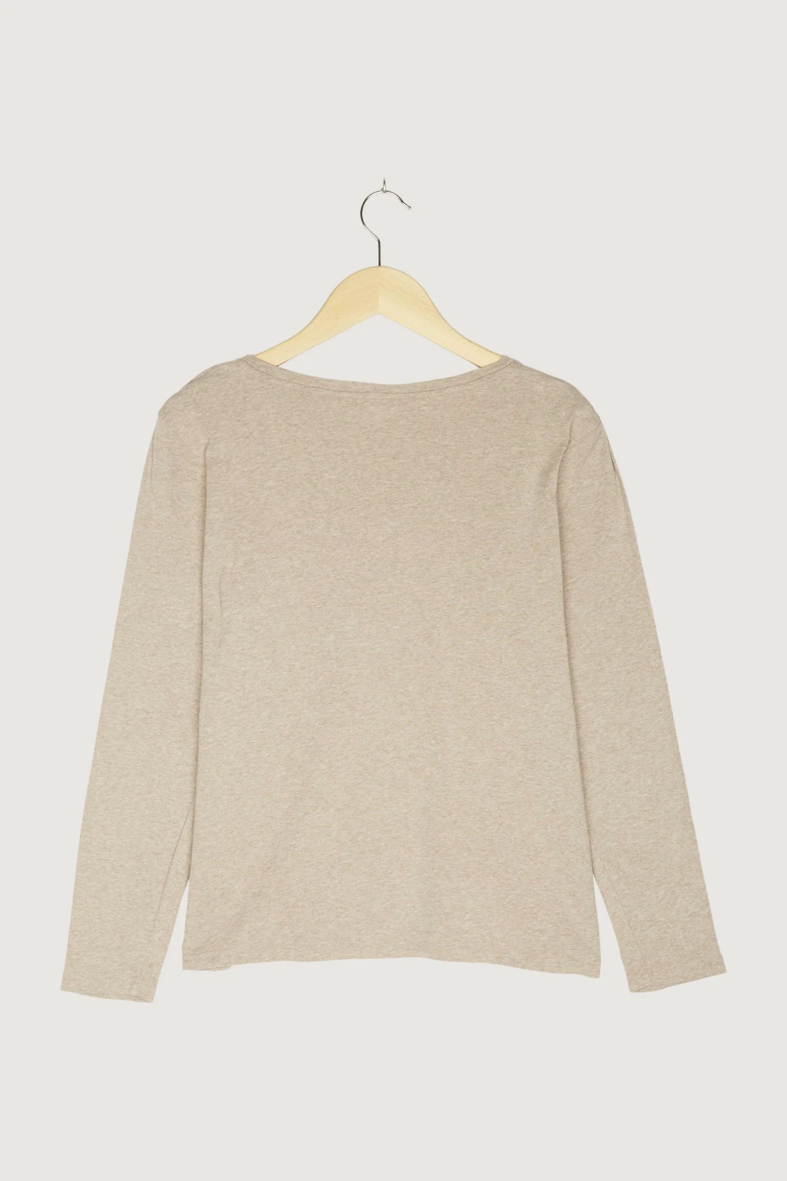 Secondhand Shirt - Image 2