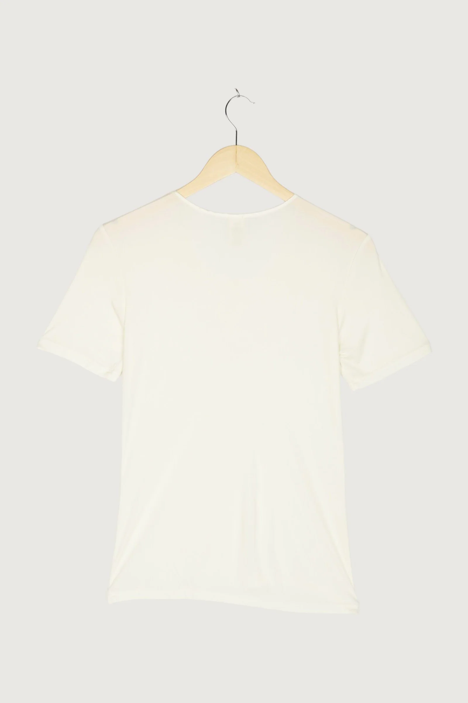 Secondhand Shirt - Image 2
