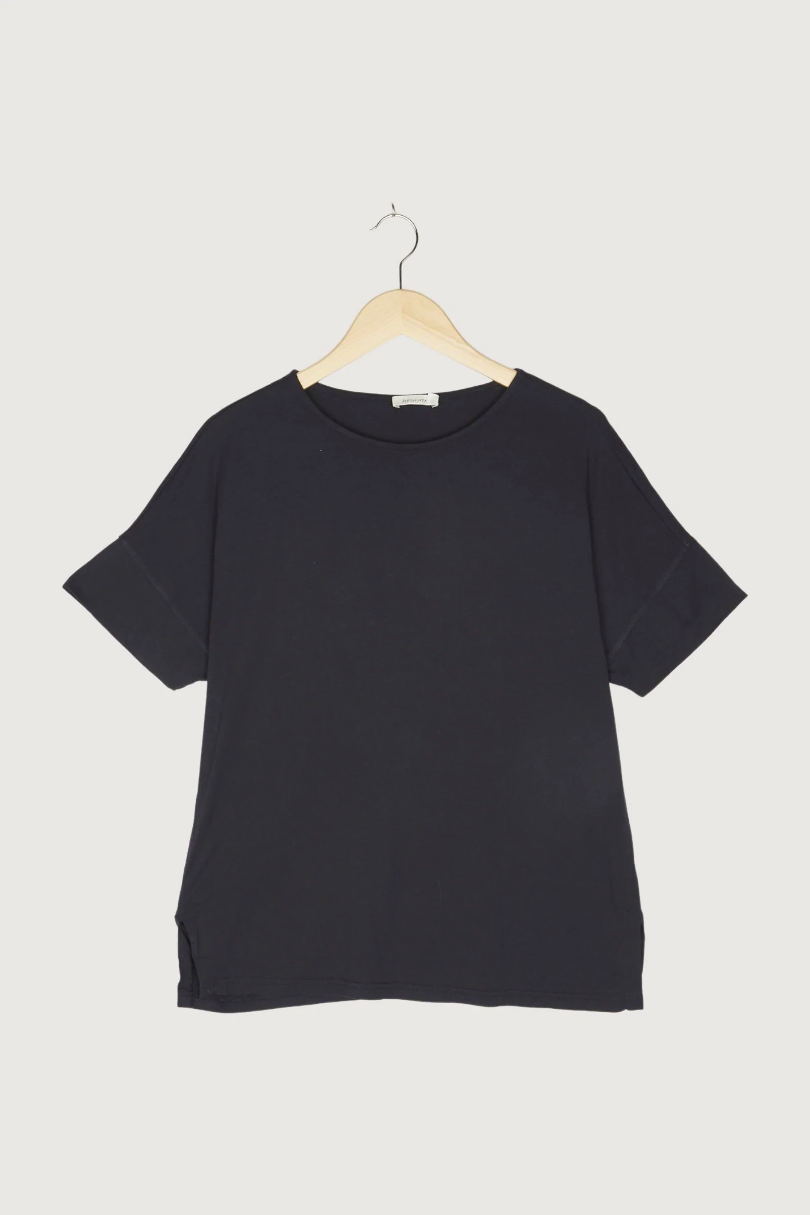 Secondhand Shirt aus Bio-Baumwolle und TENCEL™Modal