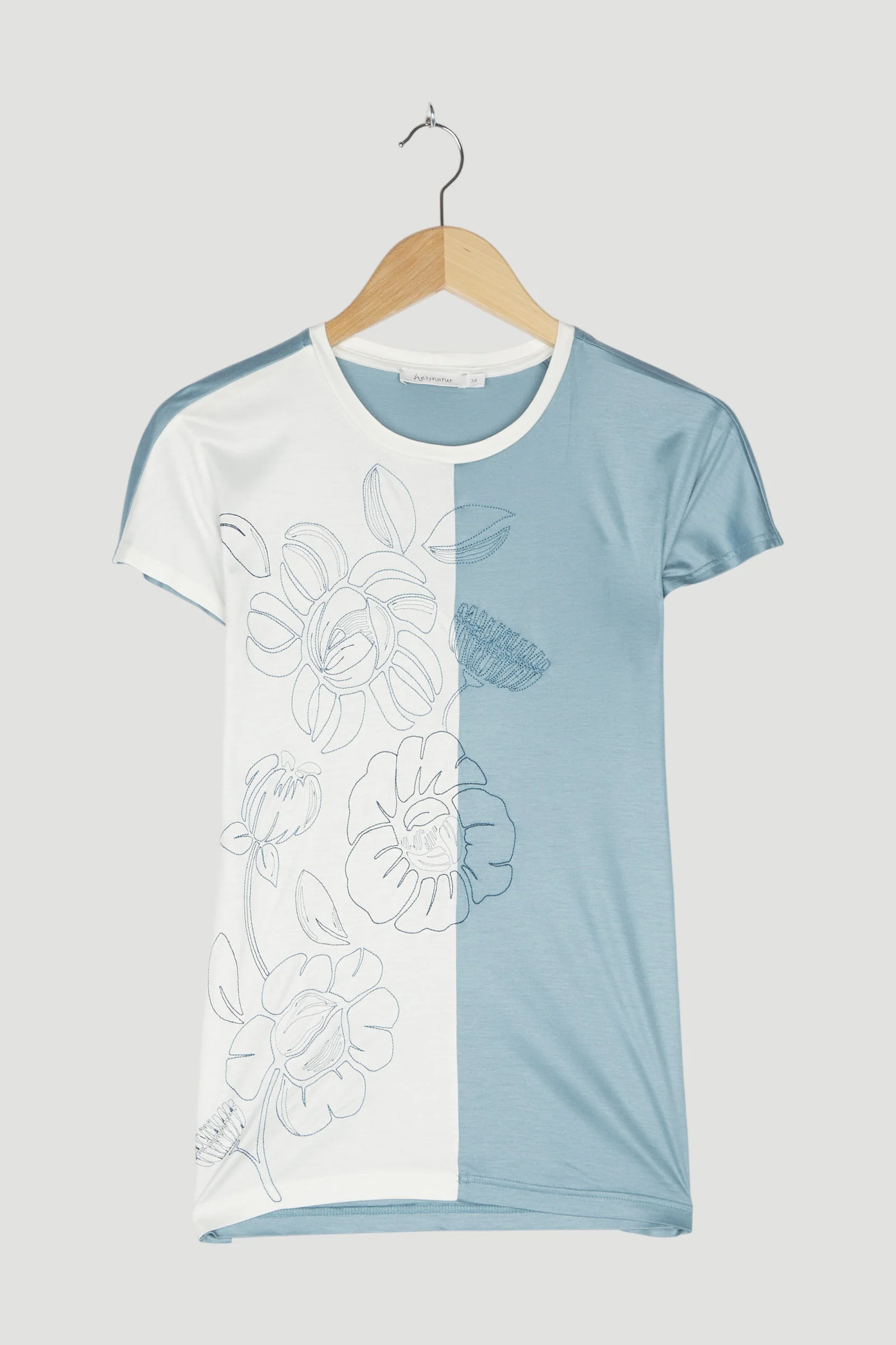 Secondhand Shirt BetterRecycling aus reinem TENCEL™Modal