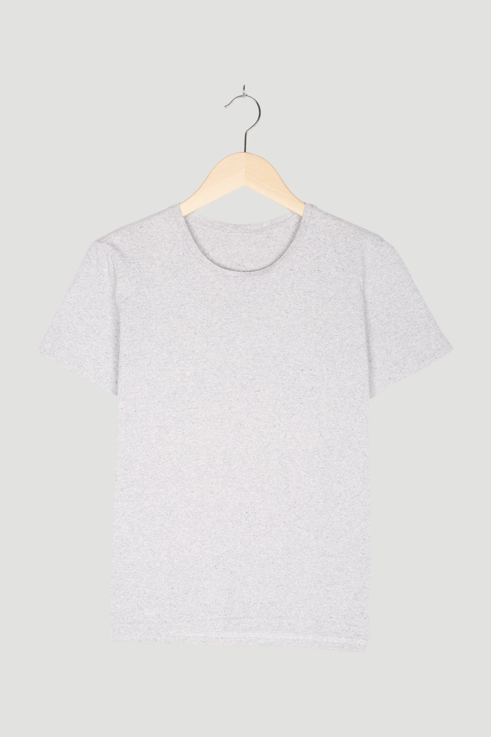 Secondhand Shirt BetterRecycling aus reiner Bio-Baumwolle