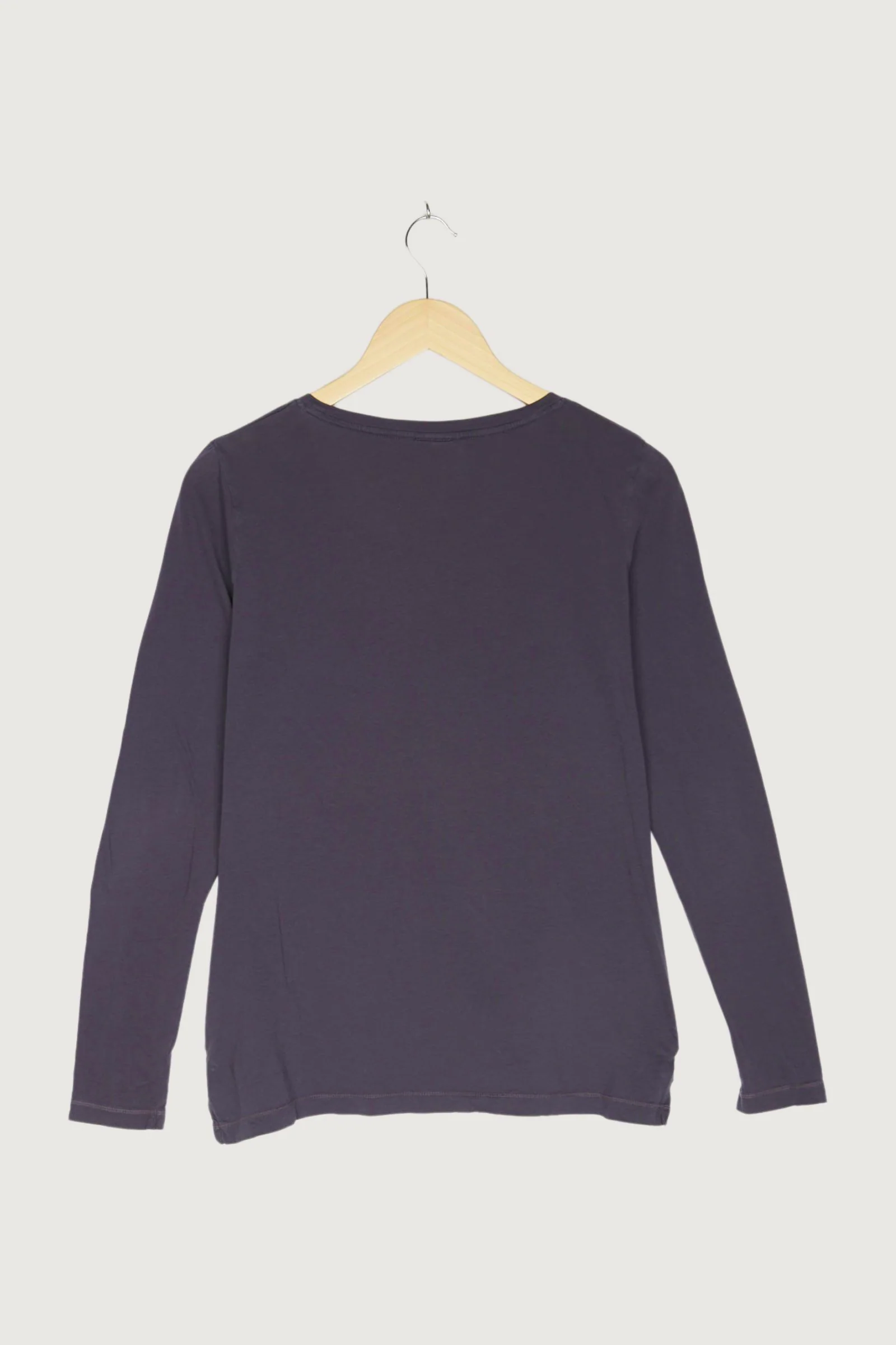 Secondhand Shirts - Image 2